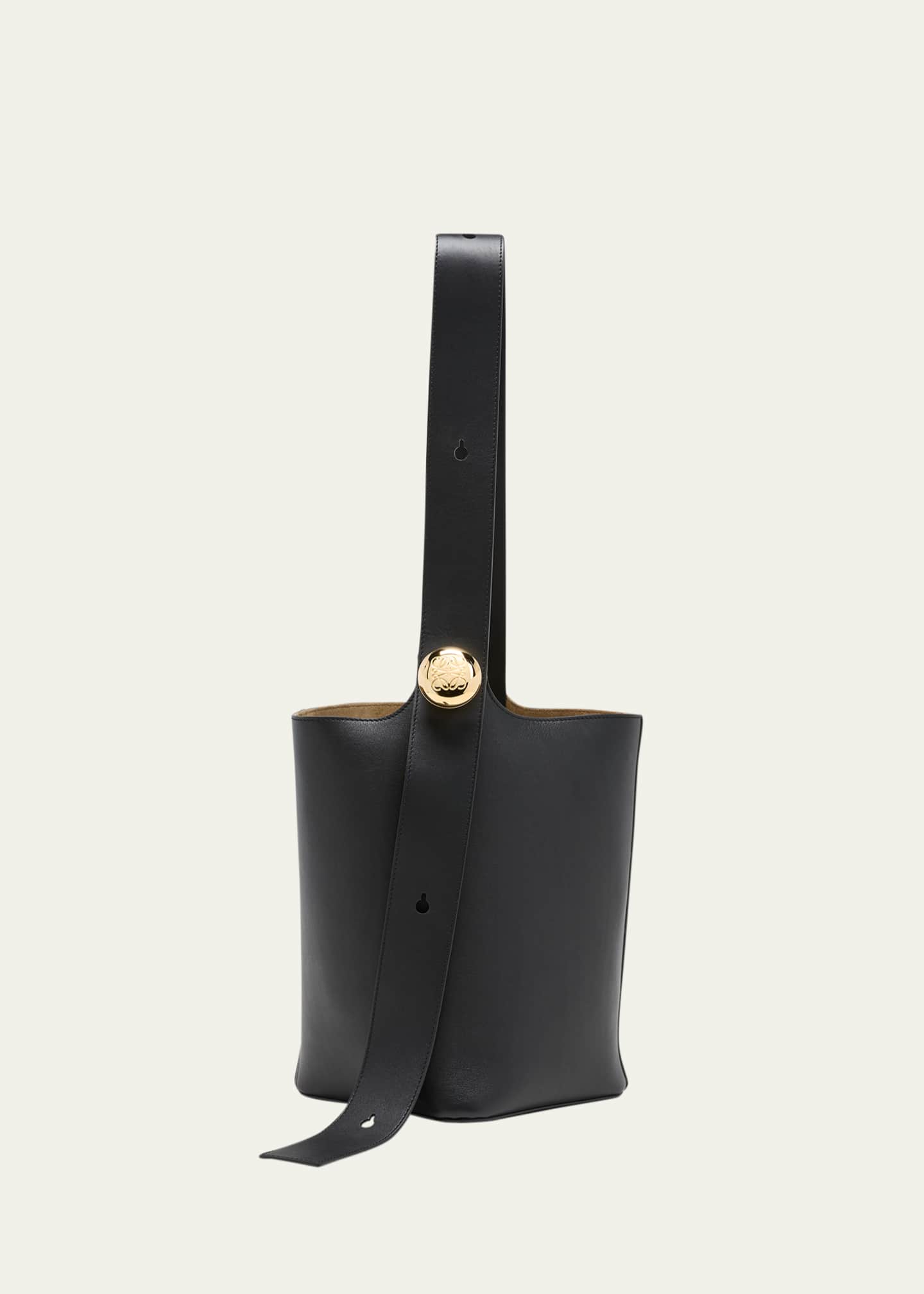 Pebbled leather bucket bag store