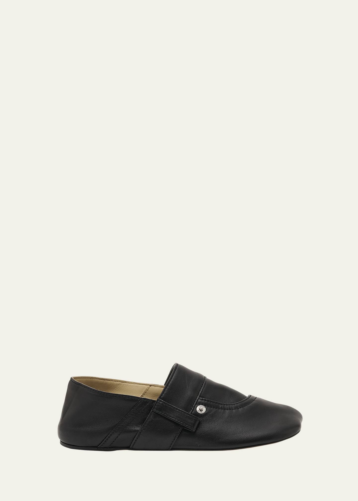 Loewe slippers store