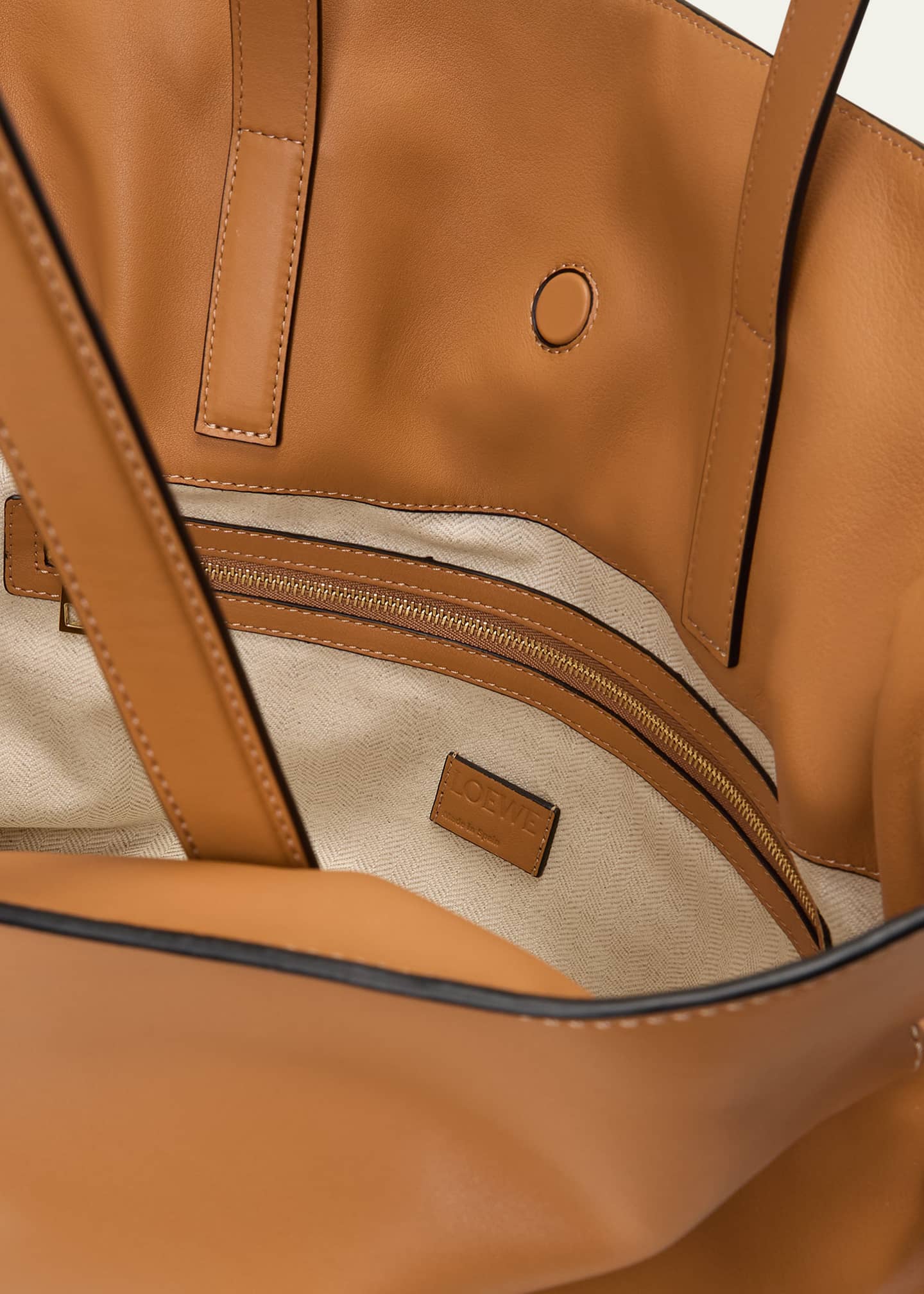 クラッチバッグ LOEWE MUSTARD NAPPA LEATHER LARGE FLAMENCO PURSE CLUTCH Medium Flamenco purse in mellow nappa lambskin Green - LOEWE