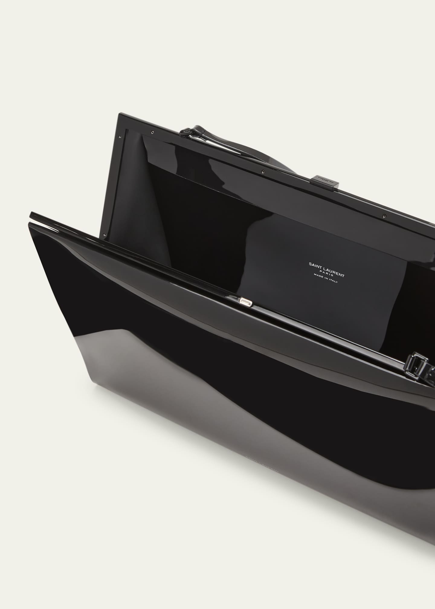 Saint Laurent Le Anne Marie Large Vinyl Shoulder Bag Image 4 of 5