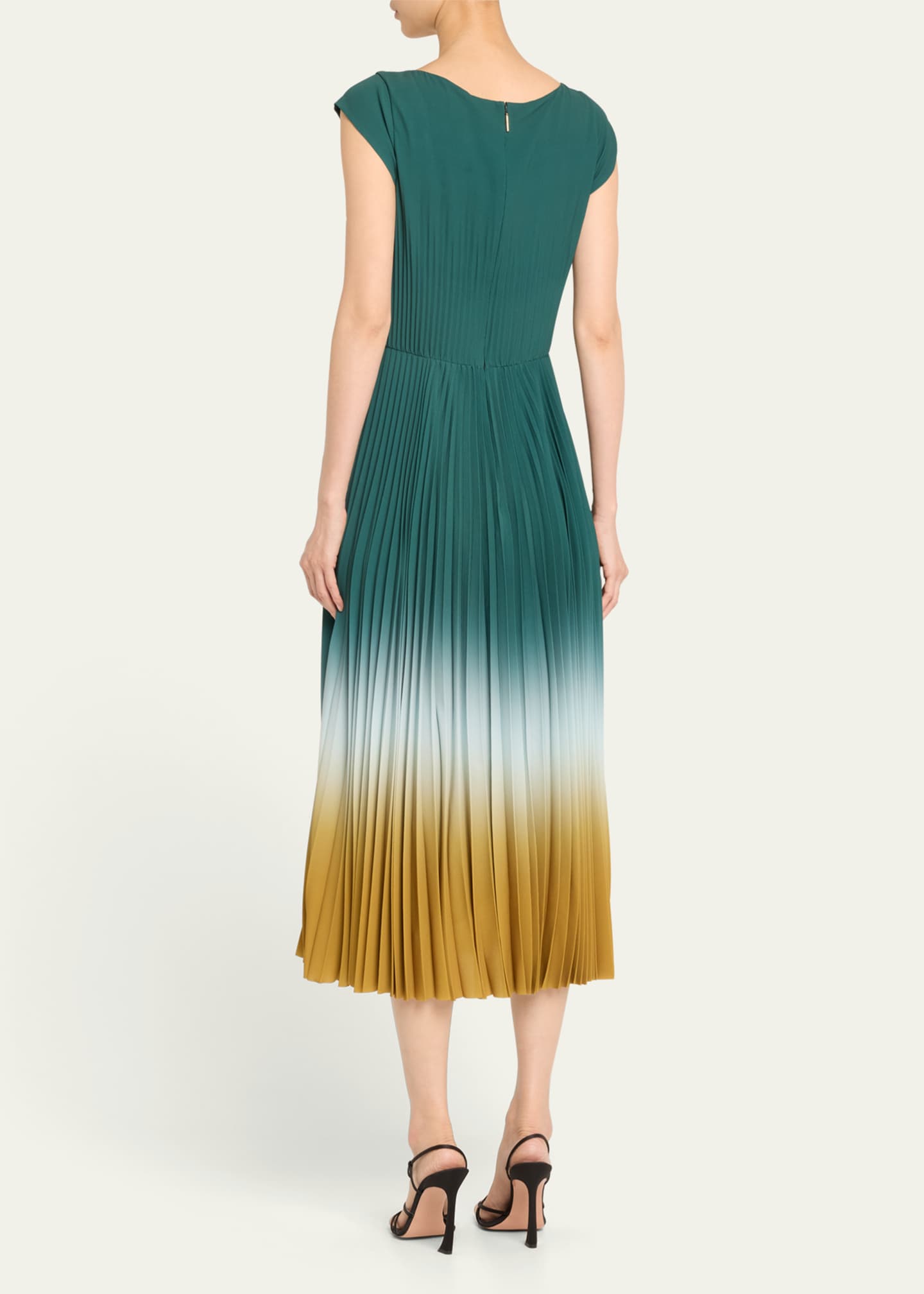 Pleated crepe dress 2025