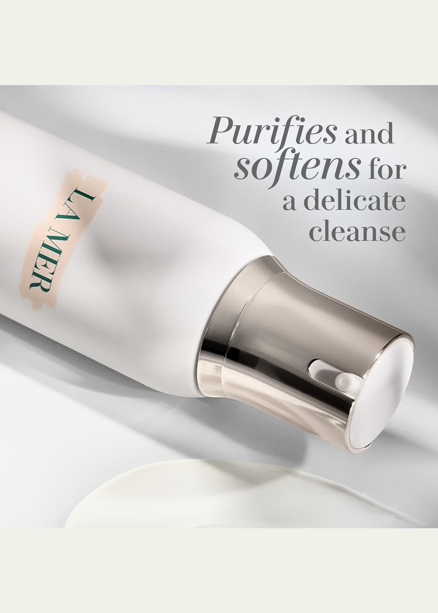 La Mer The Calming Lotion Cleanser, 6.7 oz. Image 3 of 3