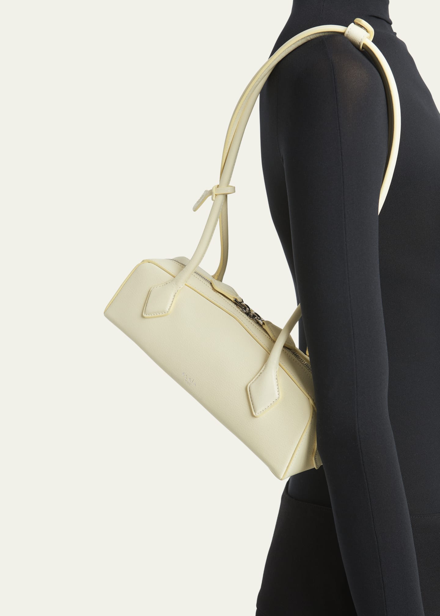 ALAIA Le Teckel Small Shoulder Bag in Leather Image 2 of 6