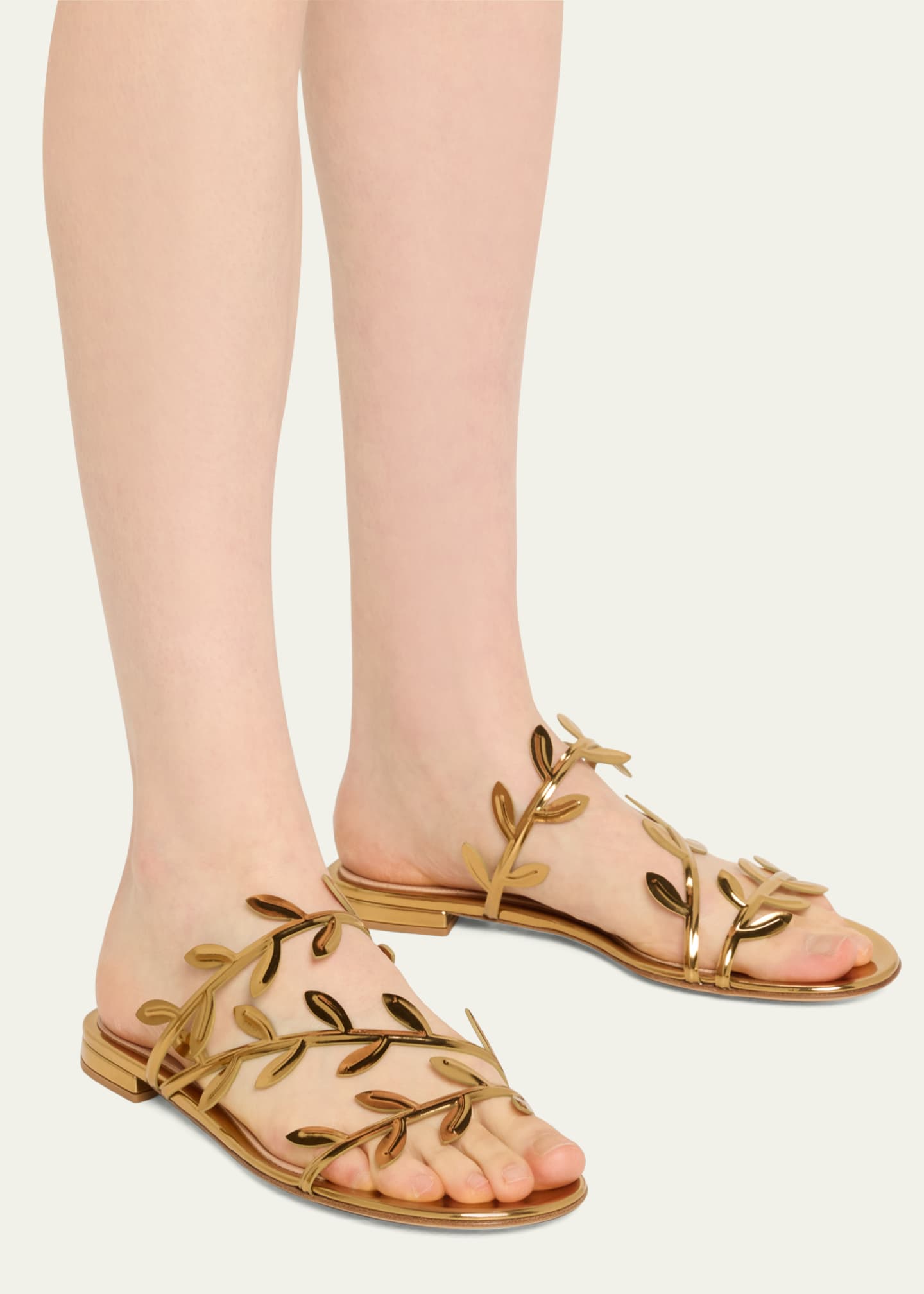 【関税込み】GIANVITO ROSSI 'Flavia Galdiator' sandals GIANVITO ROSSI Flavia mirrored-leather sandals | NET-A-PORTER