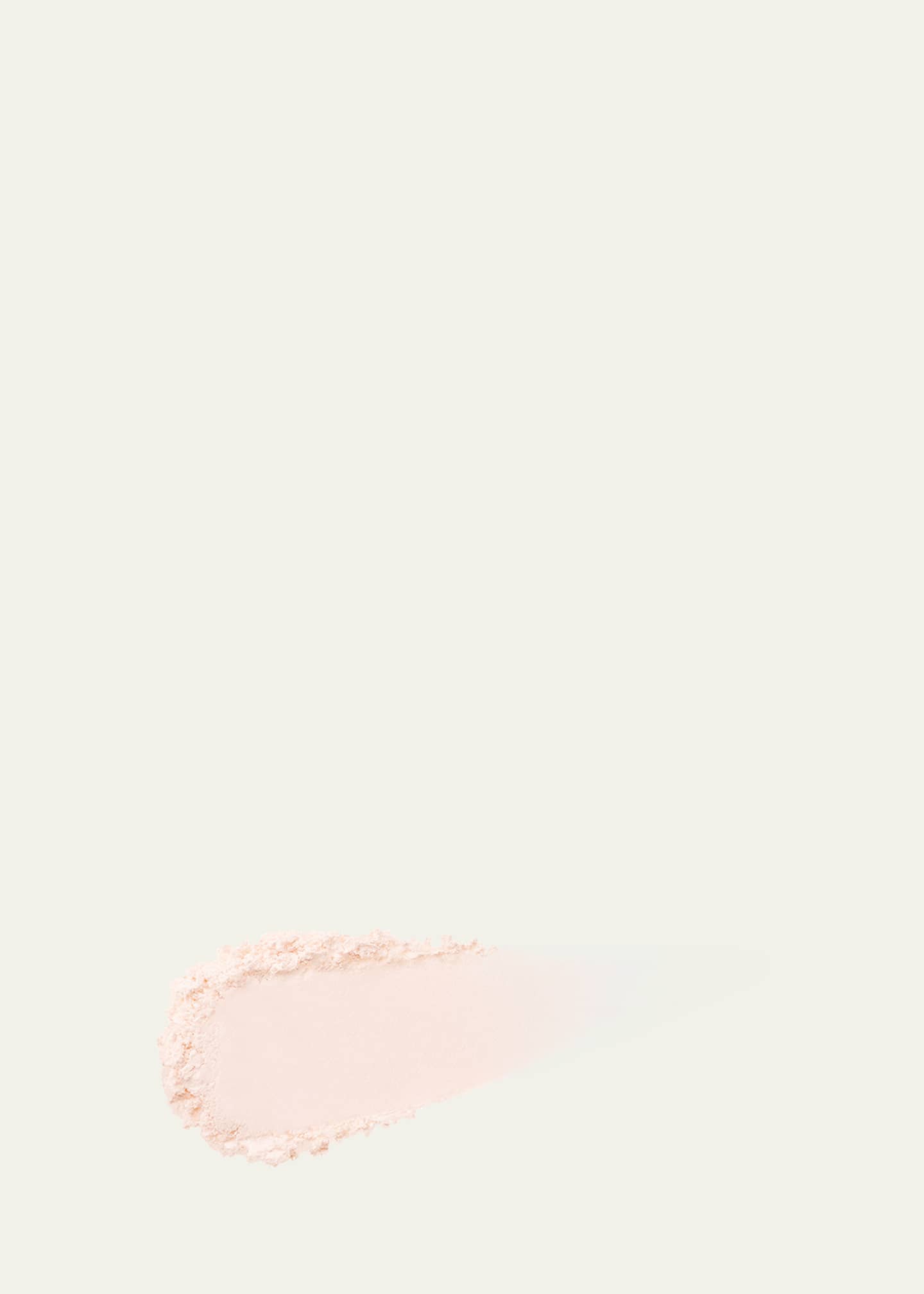 Cle de Peau Beaute Refining Pressed Powder Image 2 of 5