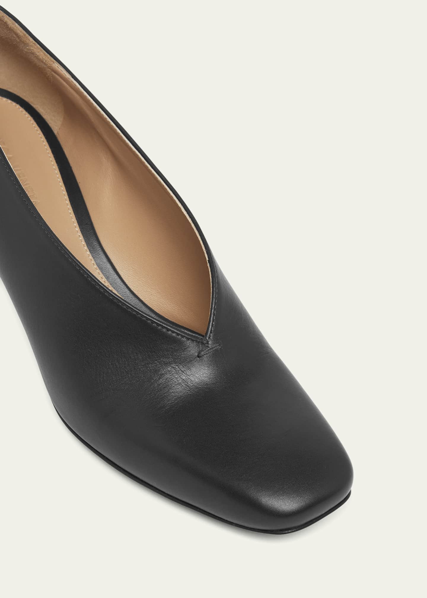 Canalazzo Leather V-Cut Pumps