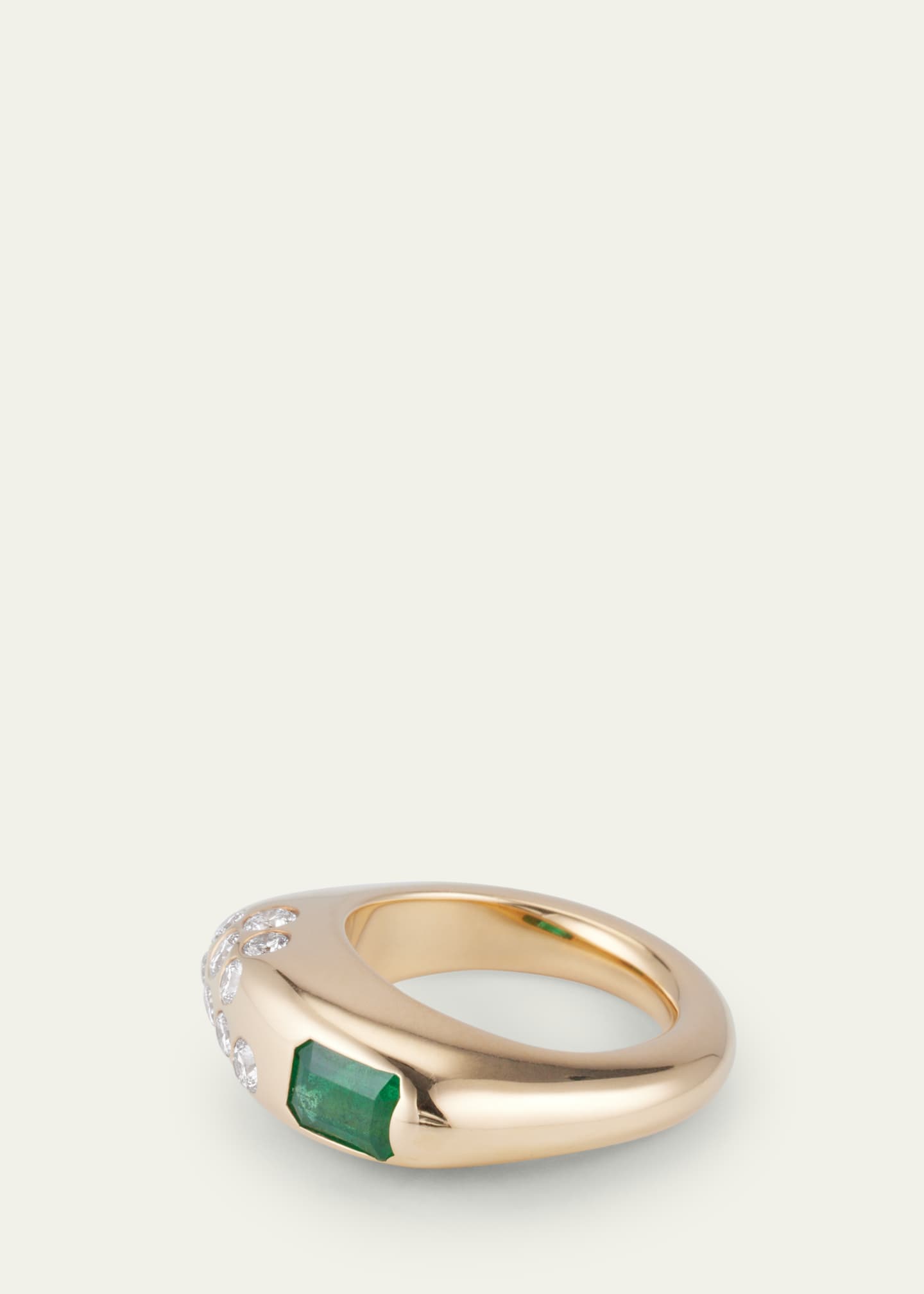 Uniform Object 18K Yellow Gold Dowry Ring With Emerald-Cut Stone And Diamonds Image 4 of 4