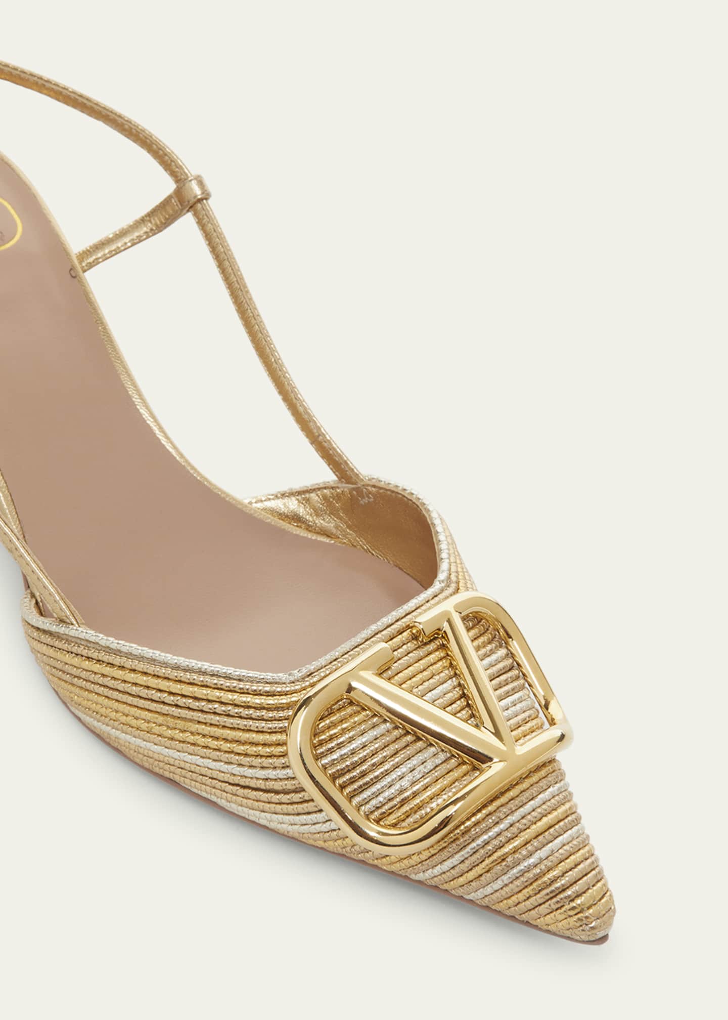 珍しい Valentino Garavani VLogo Medallion Metallic Slingback Pumps 靴