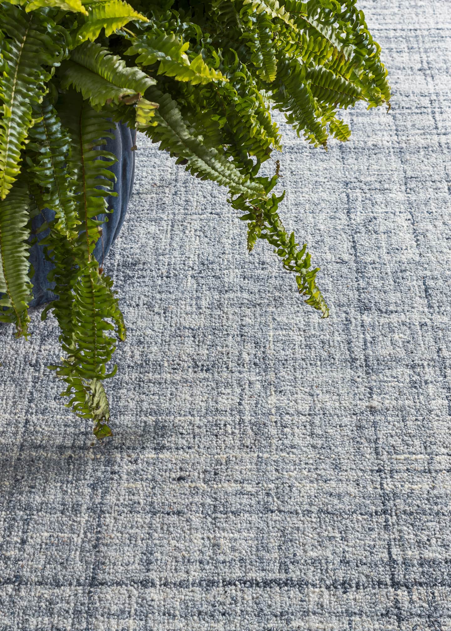 Annie Selke Harris Blue/Ivory Micro-Hooked Rug, 3' x 5' Image 2 of 5