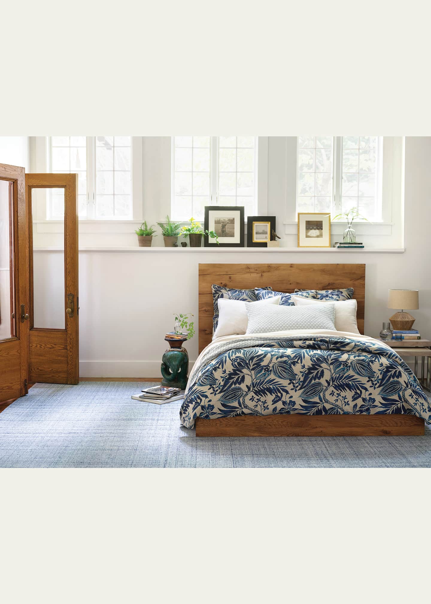 Annie Selke Harris Blue/Ivory Micro-Hooked Rug, 3' x 5' Image 3 of 5