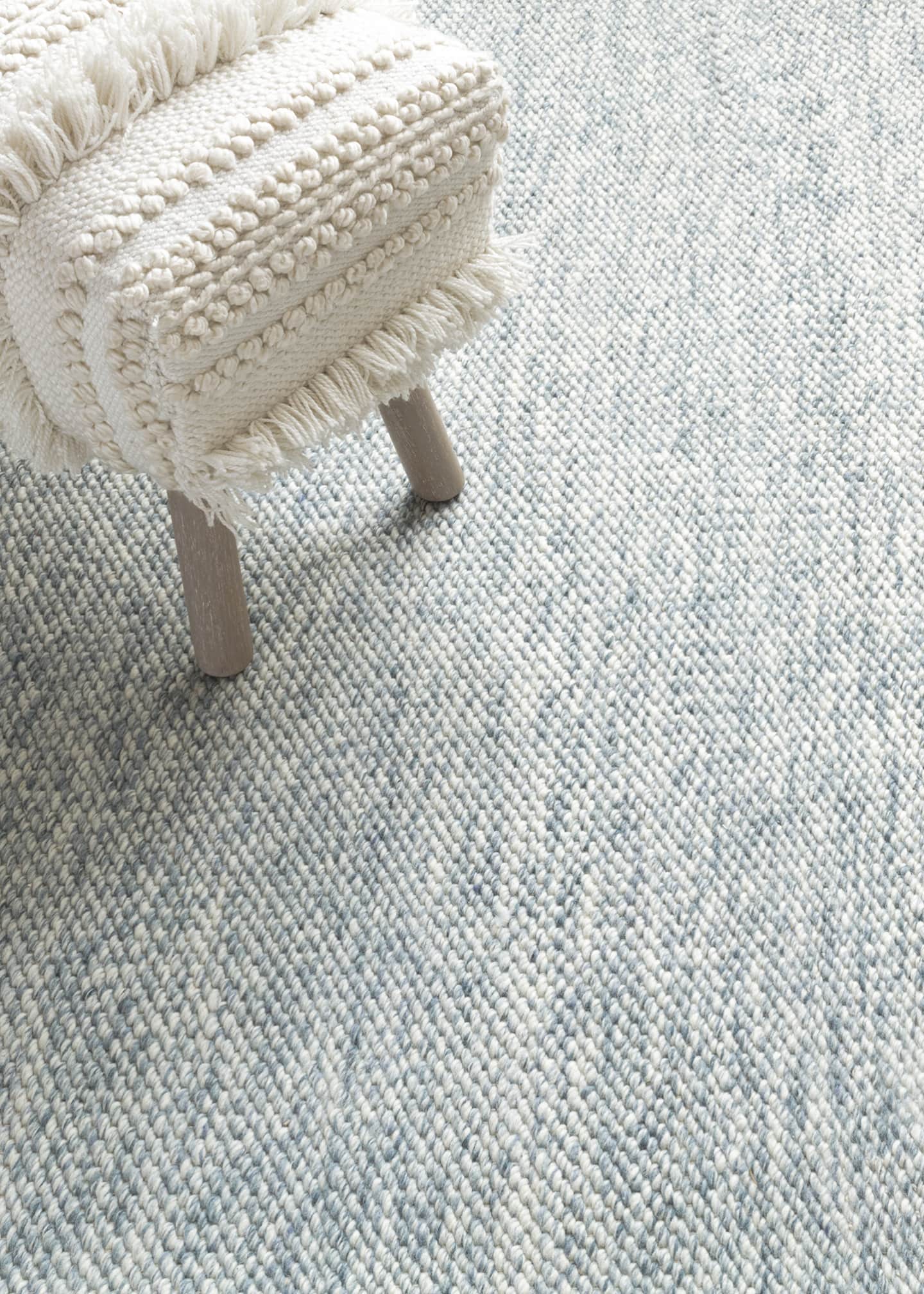 Annie Selke Loggia Sky Handwoven Rug, 3' x 5' Image 2 of 4