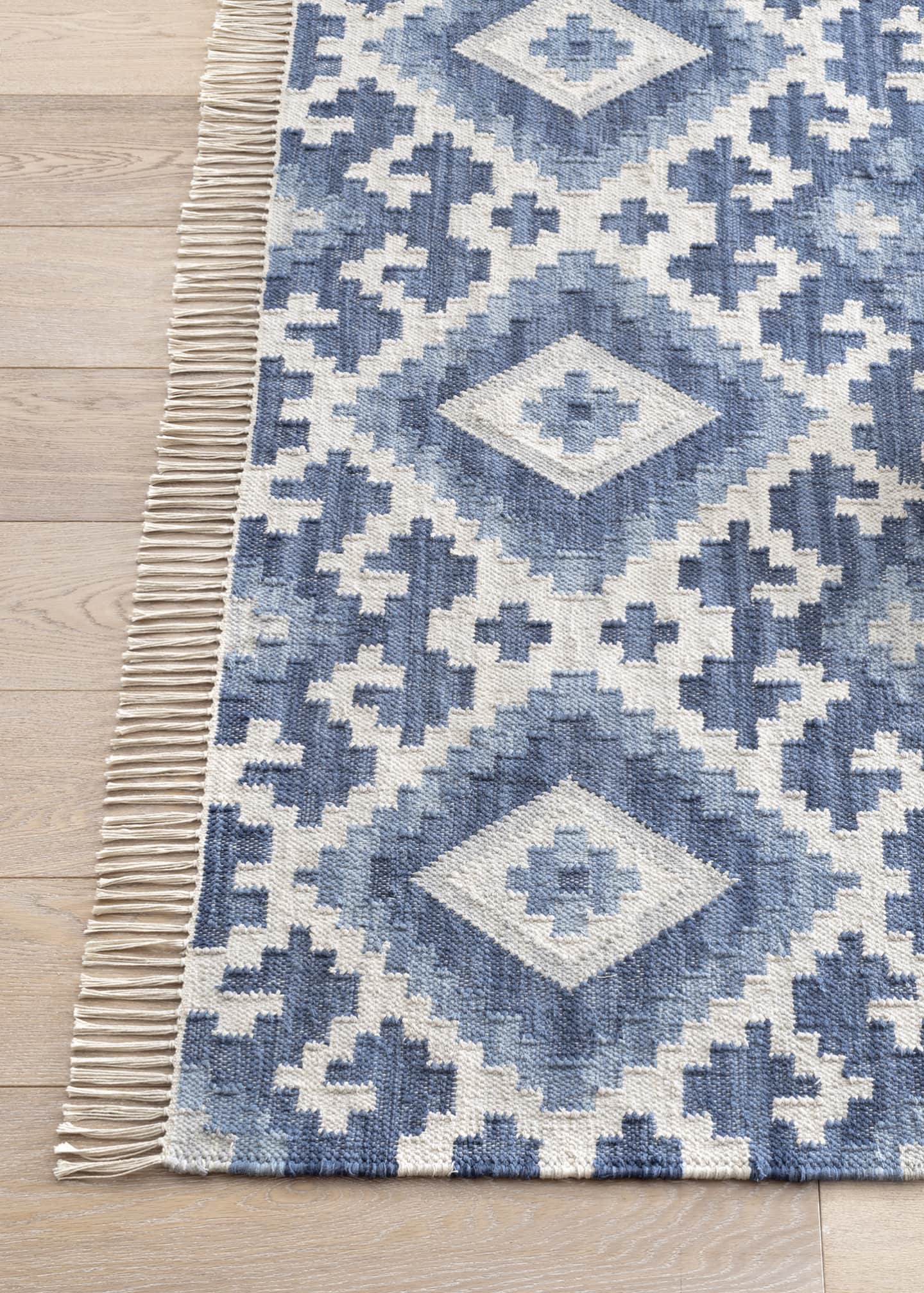 Annie Selke Marmara Kilim Handwoven Rug, 9' x 12' Image 3 of 5