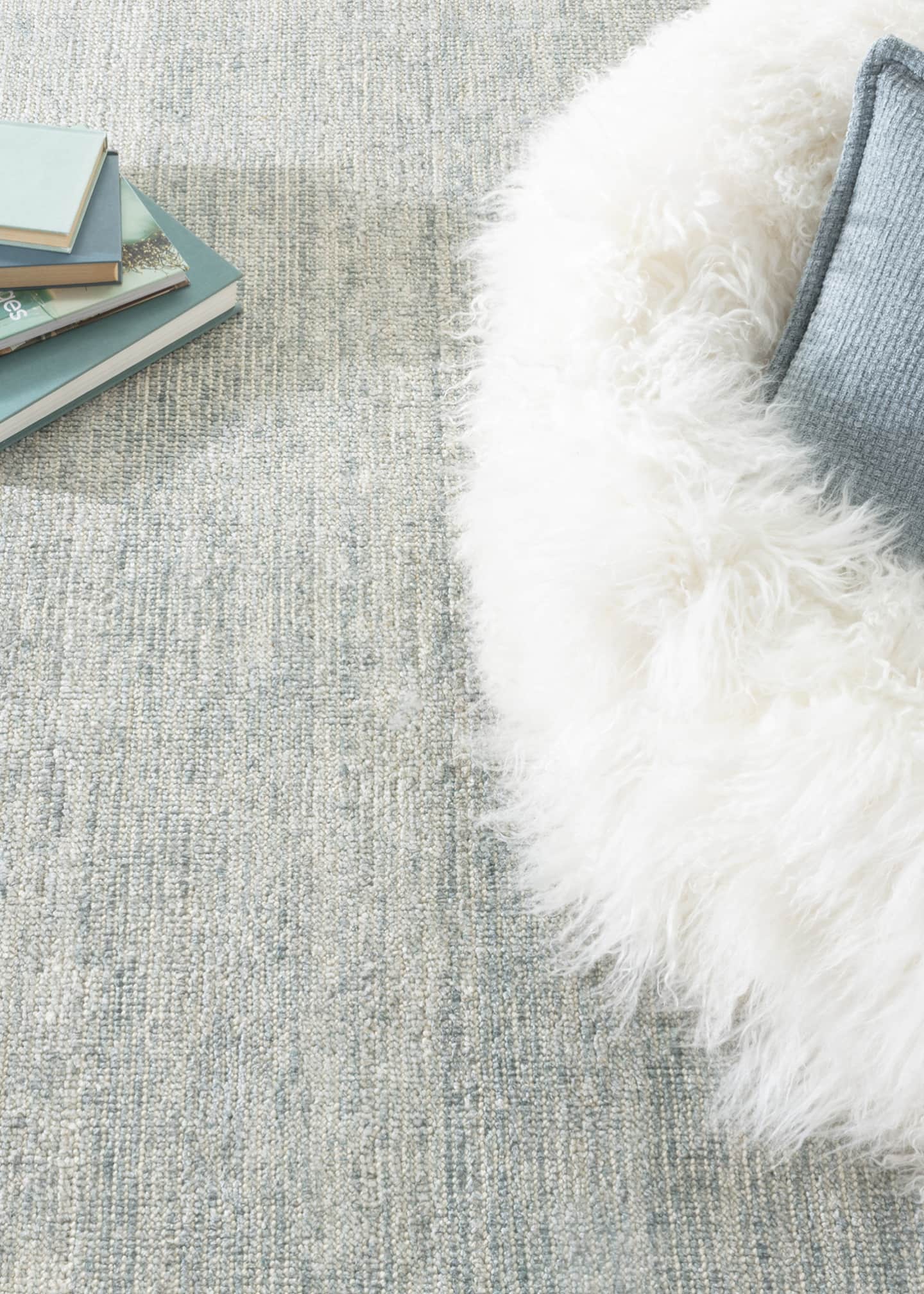 Annie Selke Quartz Ocean Handwoven Rug, 6' x 9' Image 2 of 5