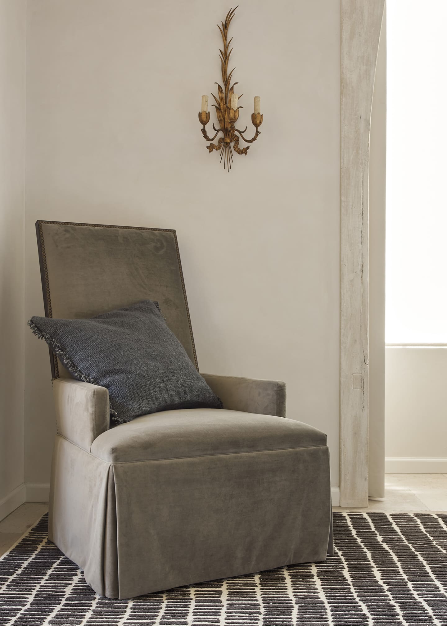 Annie Selke Roark Charcoal Hand-Tufted Rug, 3' x 5' Image 3 of 5