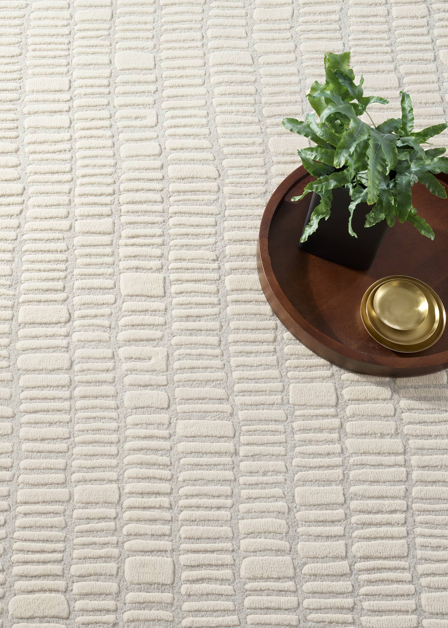Annie Selke Roark Ivory Hand-Tufted Rug, 4' x 6' Image 2 of 5