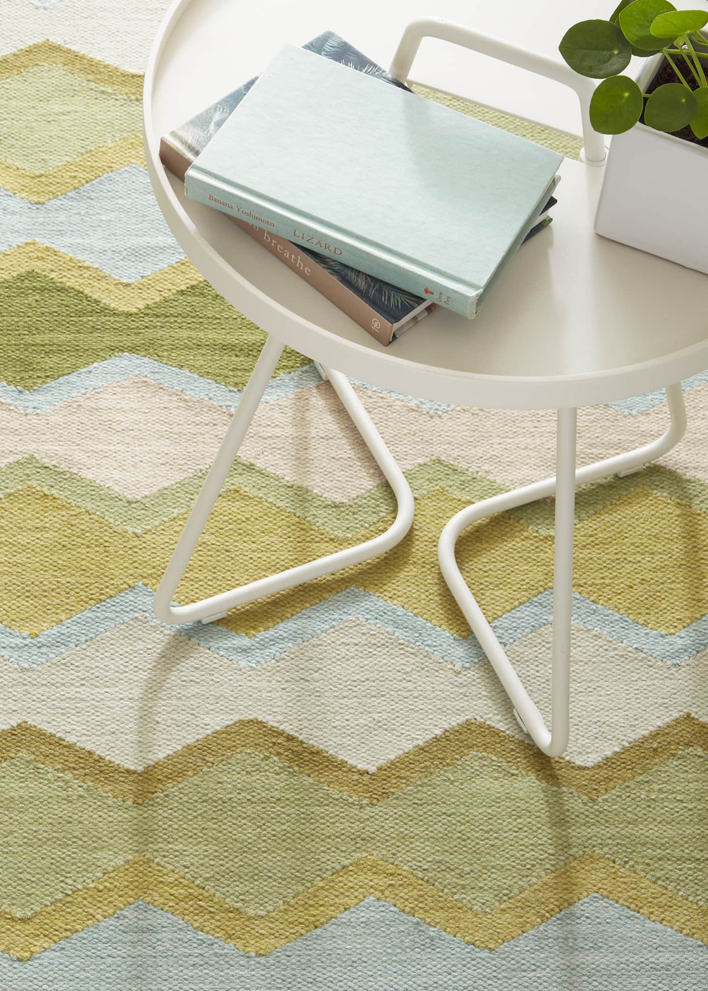 Annie Selke x Kit Kemp Safety Net Green Handwoven Indoor/Outdoor Rug, 10' x 14' Image 2 of 5