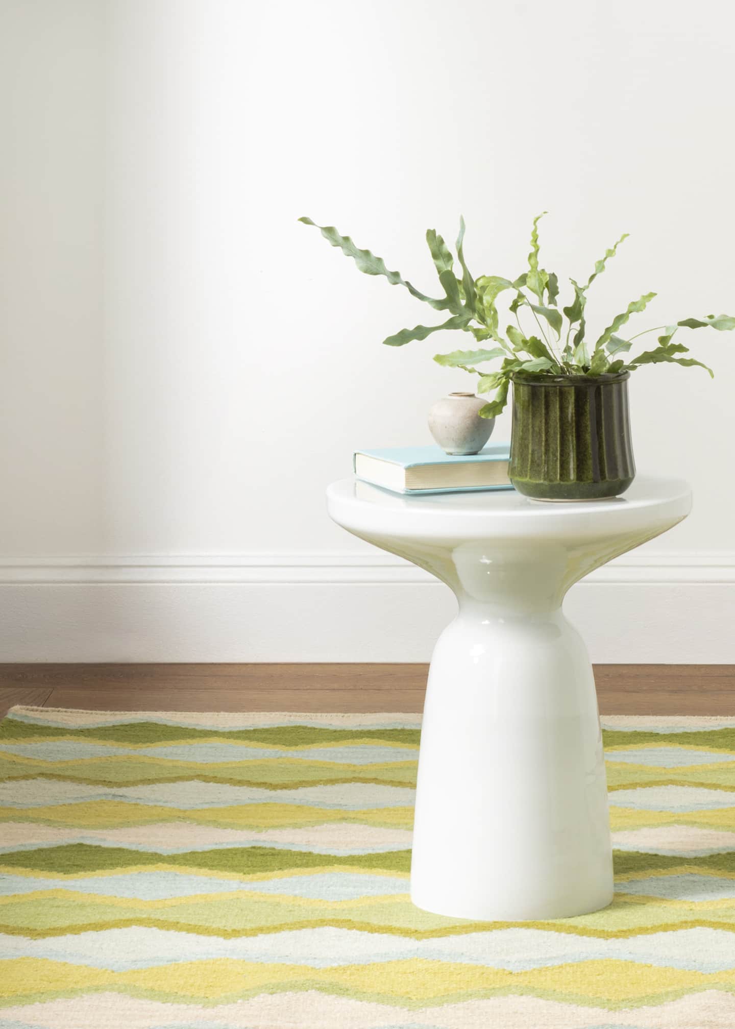Annie Selke x Kit Kemp Safety Net Green Handwoven Rug, 3' x 5' Image 3 of 5