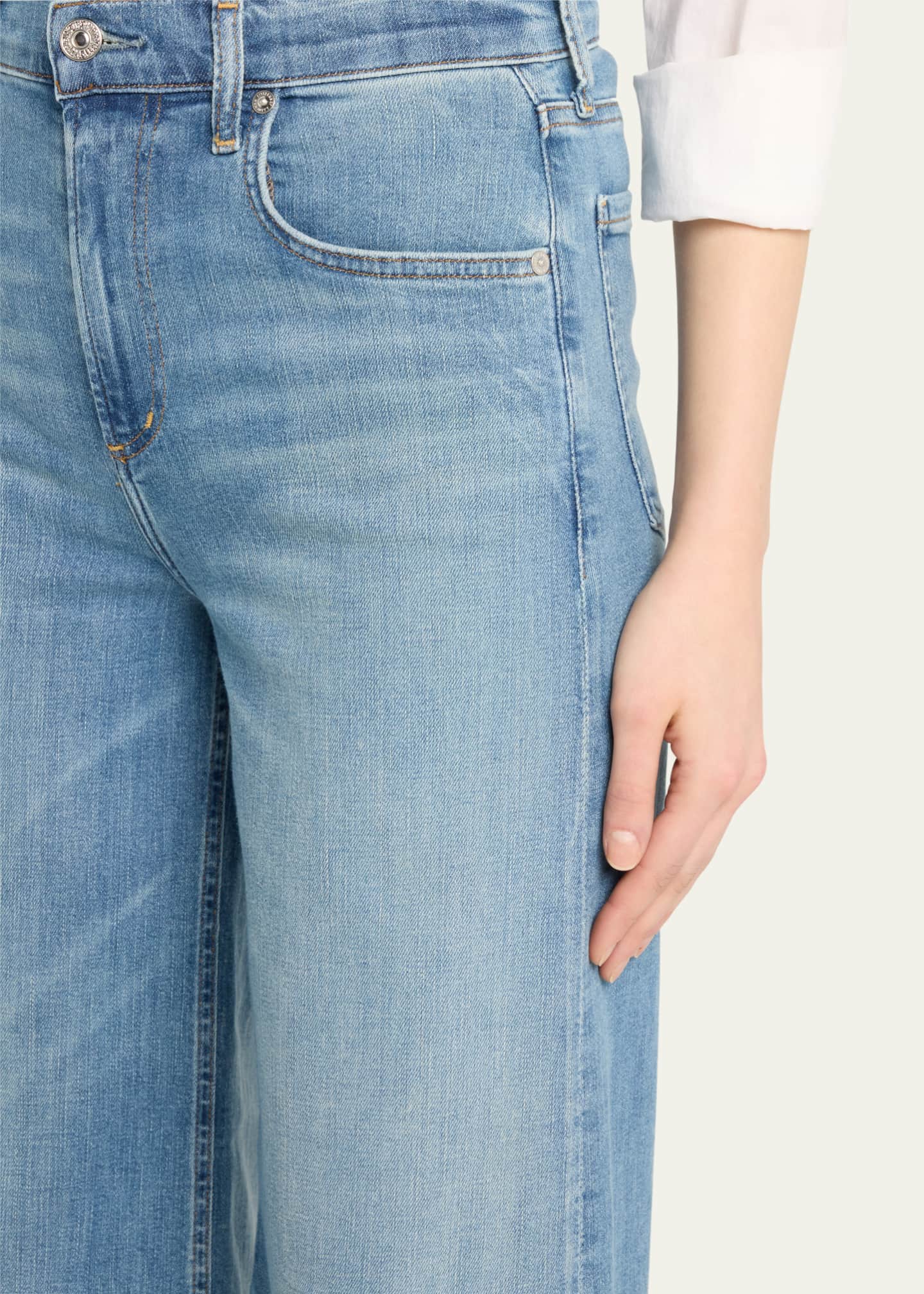 Citizens of Humanity Lyra Cropped Wide-Leg Jeans Image 5 of 5