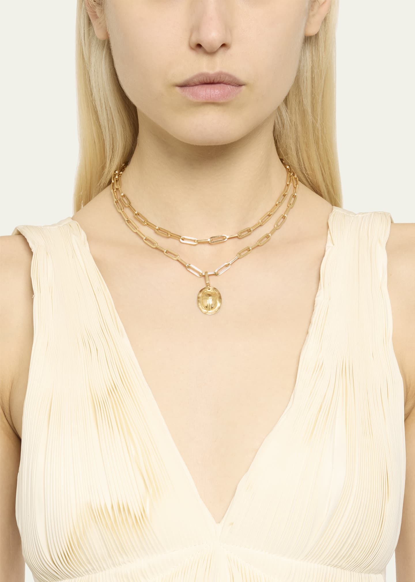 Mellerio 18K Yellow Gold Beetle Medal Charm Image 3 of 6
