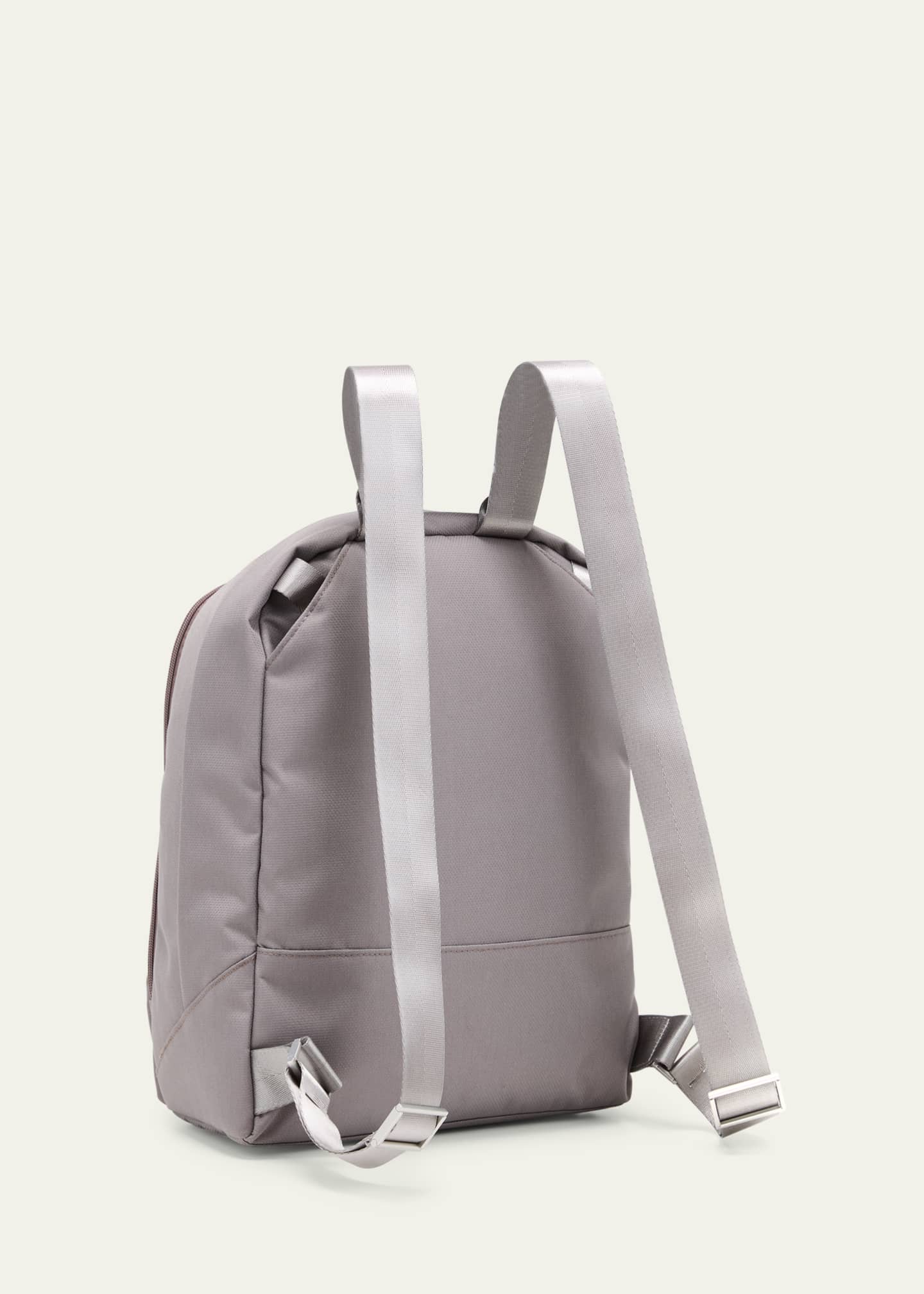 UPPAbaby Changing Backpack - Theo - Dark Taupe Chestnut Leather Image 3 of 4