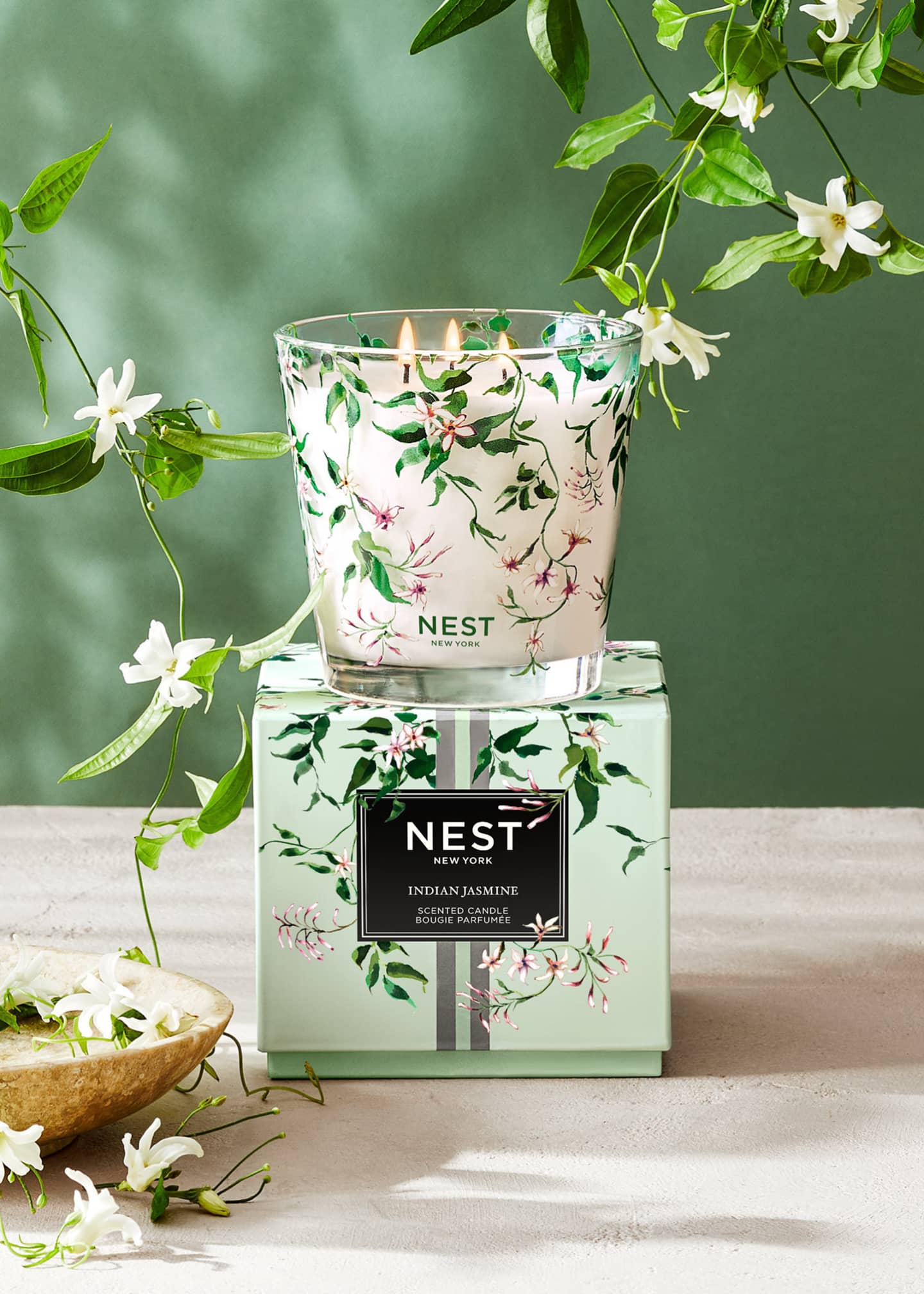 NEST New York Indian Jasmine Specialty 3-Wick Candle, 600 g Image 3 of 3