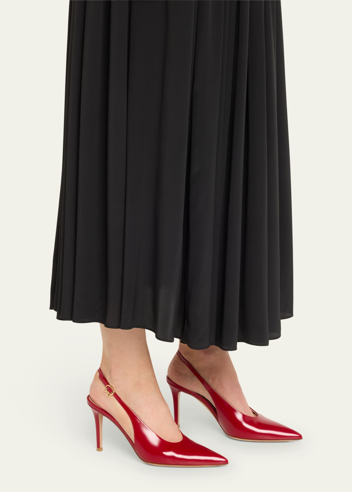 【Gianvito Rossi】ジャンヴィト・ロッシ／ROBBIE SLING 55 Robbie 55 patent leather slingback pumps in black - Gianvito