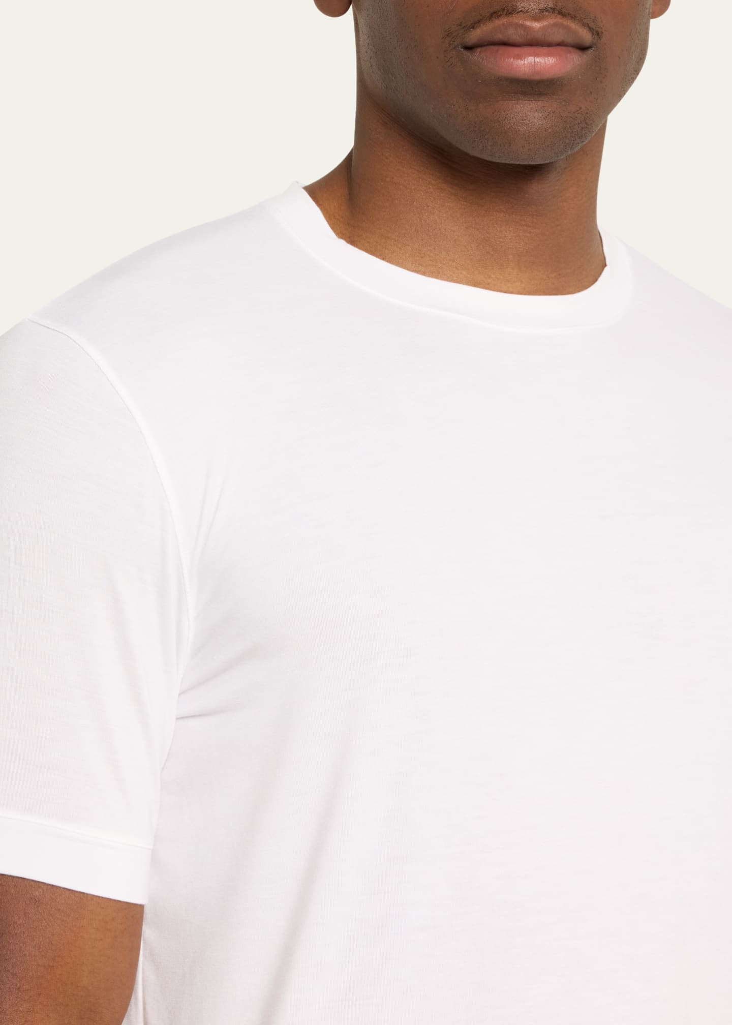 Giorgio Armani Men's Textured Stretch T-Shirt Image 5 of 5