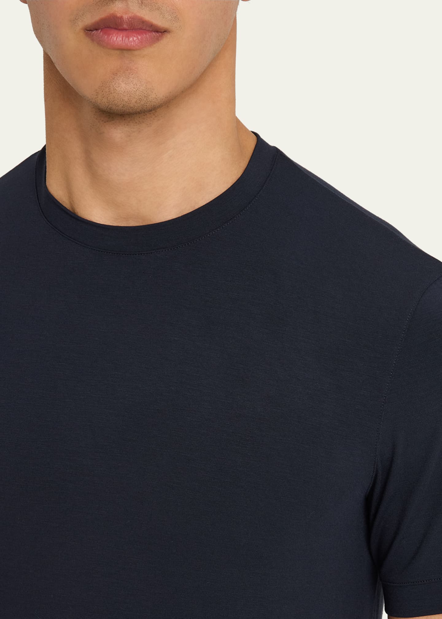 Giorgio Armani Men's Textured Crew T-Shirt Image 5 of 5