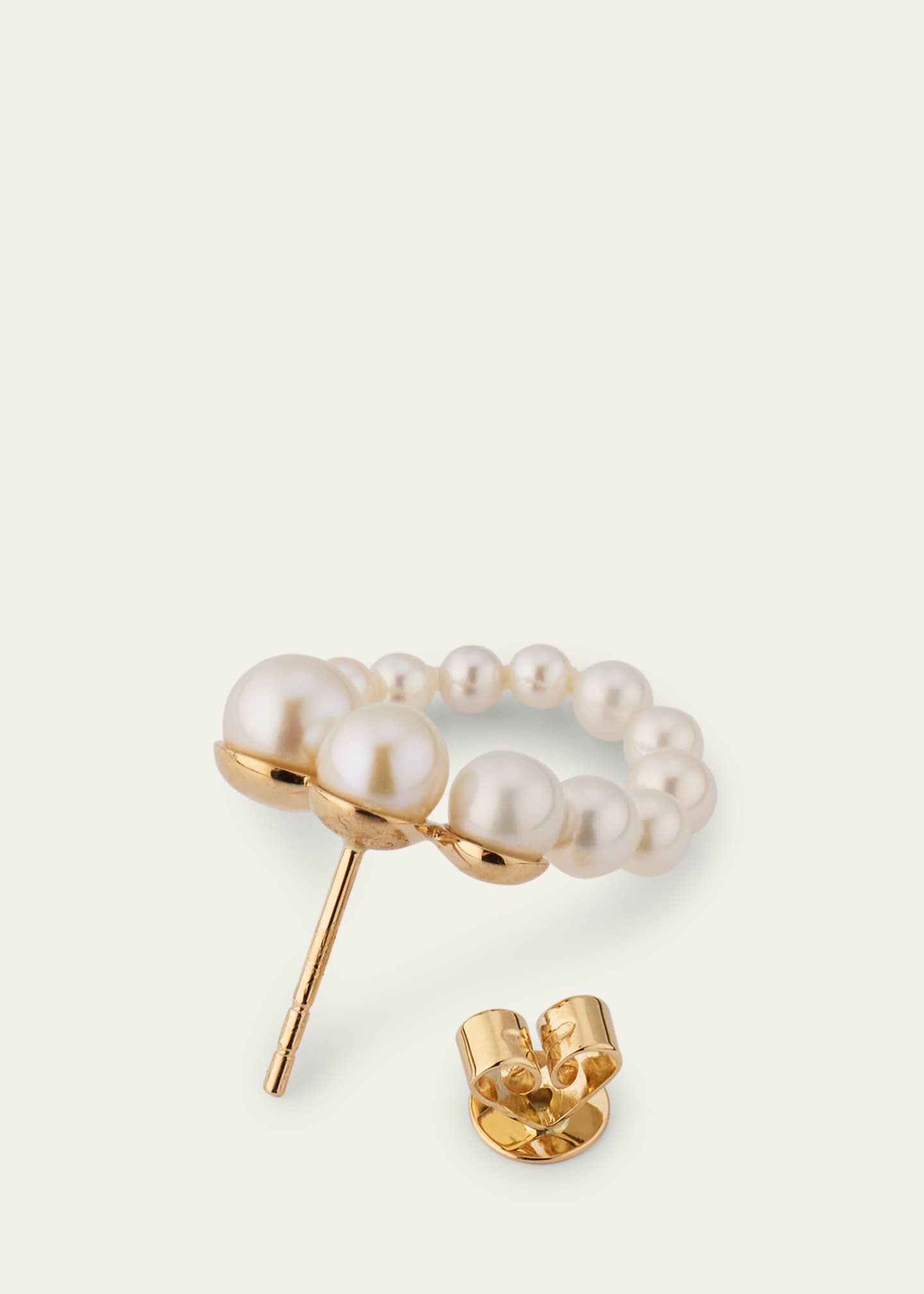 Sophie Bille Brahe Petite Embrass de Perle Graduated Earring, Single, Left Image 4 of 4