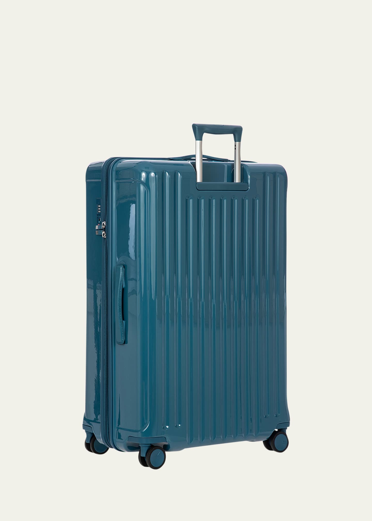 Bric's Positano 32" Expandable Check-In Spinner Image 3 of 6