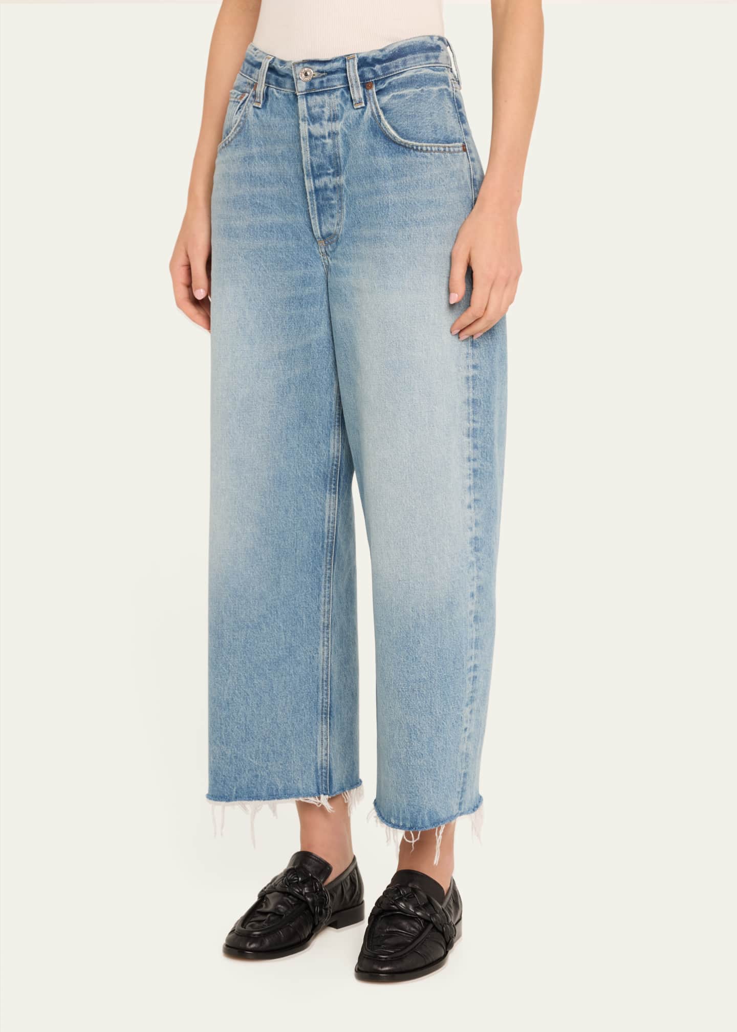 Citizens of Humanity Ayla Raw Hem Crop Jeans Image 4 of 5