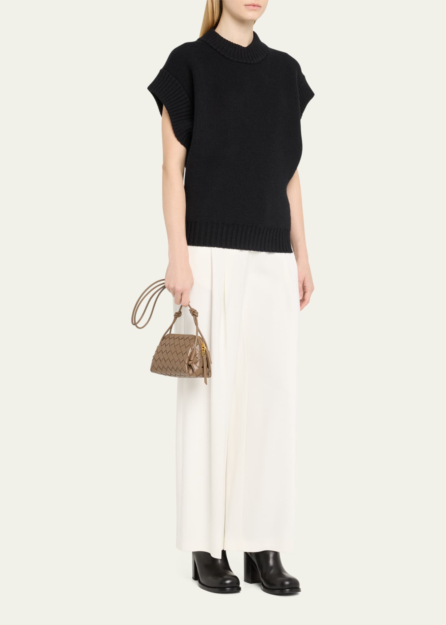Bottega Veneta Zip Leather Pouch Shoulder Bag