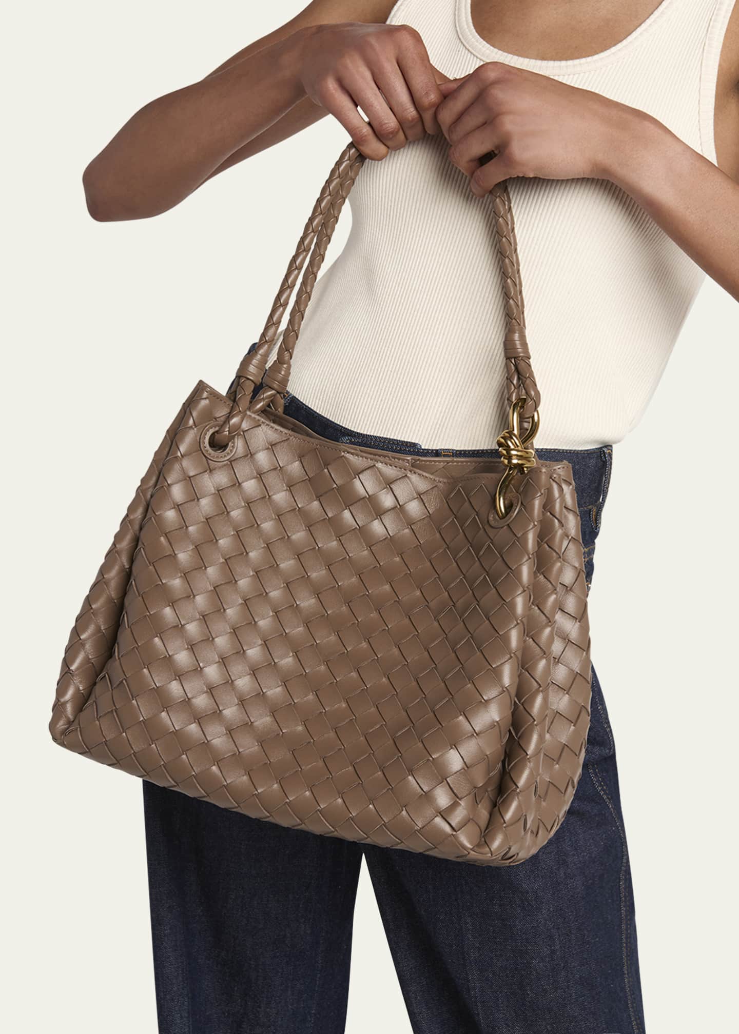 Bottega Veneta Large Andiamo Shoulder Bag Image 2 of 6