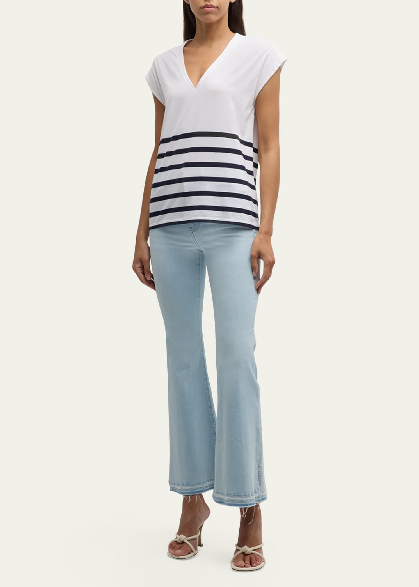 FRAME Le Mid Rise V-Neck Tee Image 2 of 5