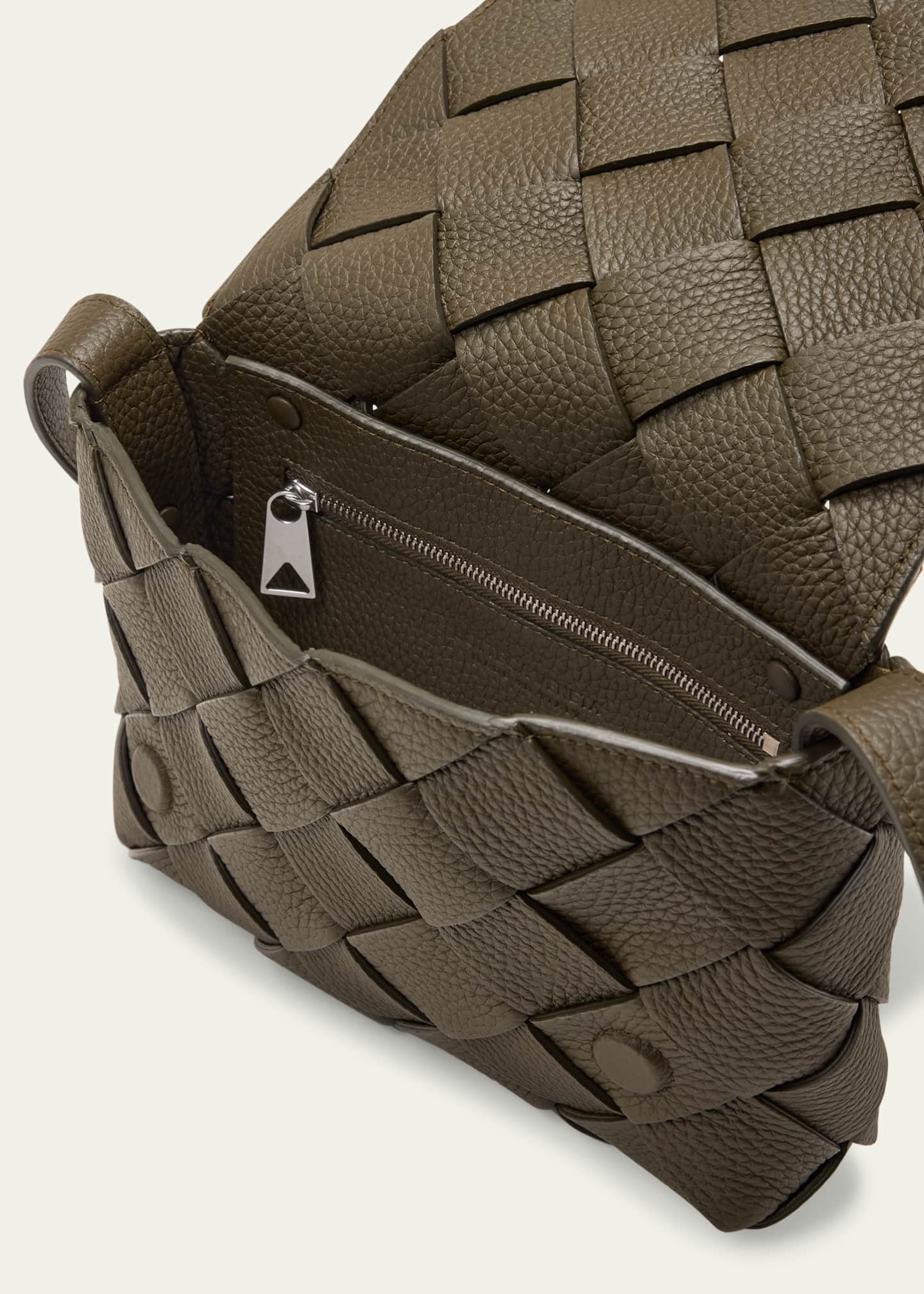 Bottega Veneta Men's Small Intreccio Leather Crossbody Bag Image 4 of 5