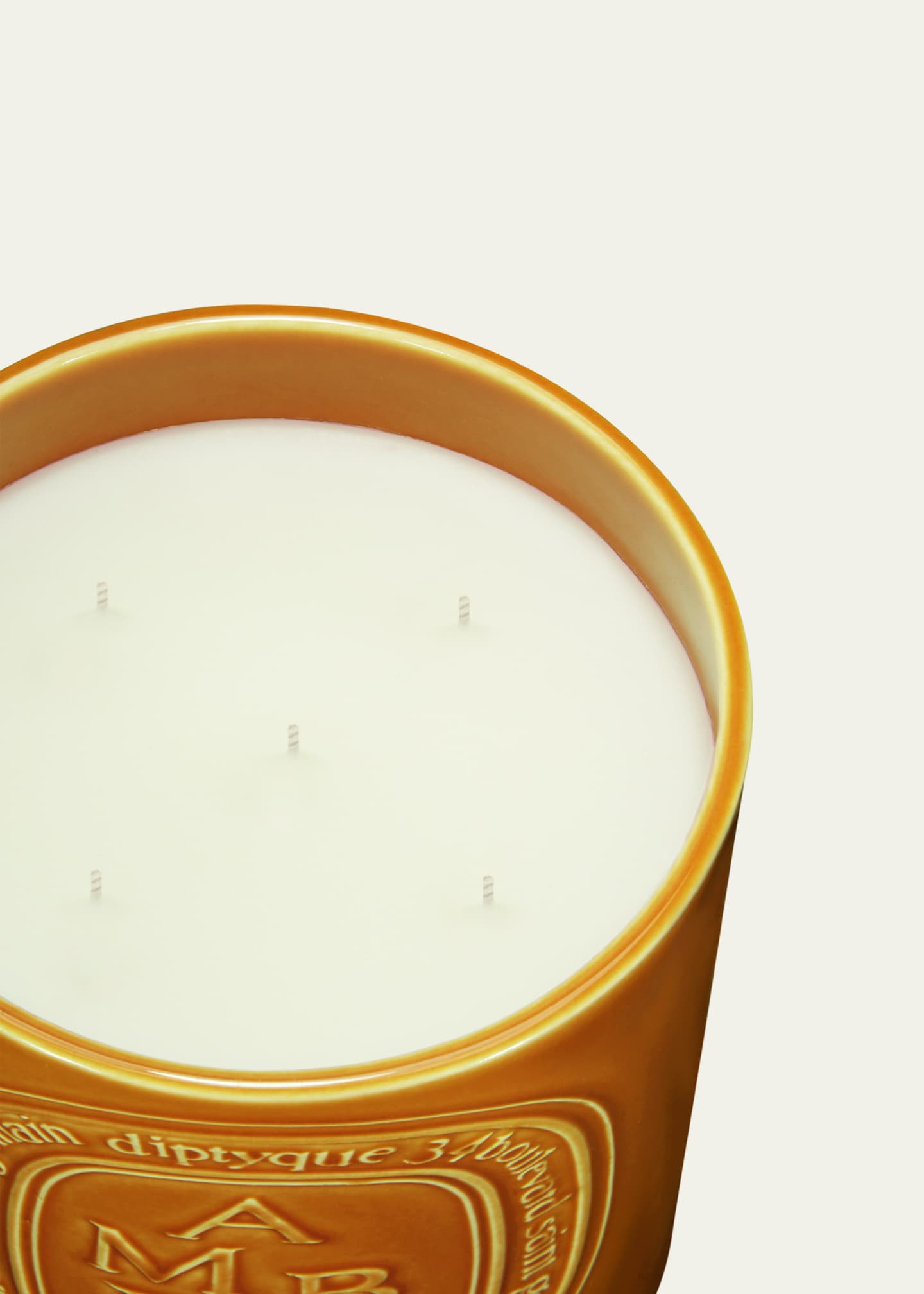 DIPTYQUE Ambre Candle, 1500g Image 2 of 4