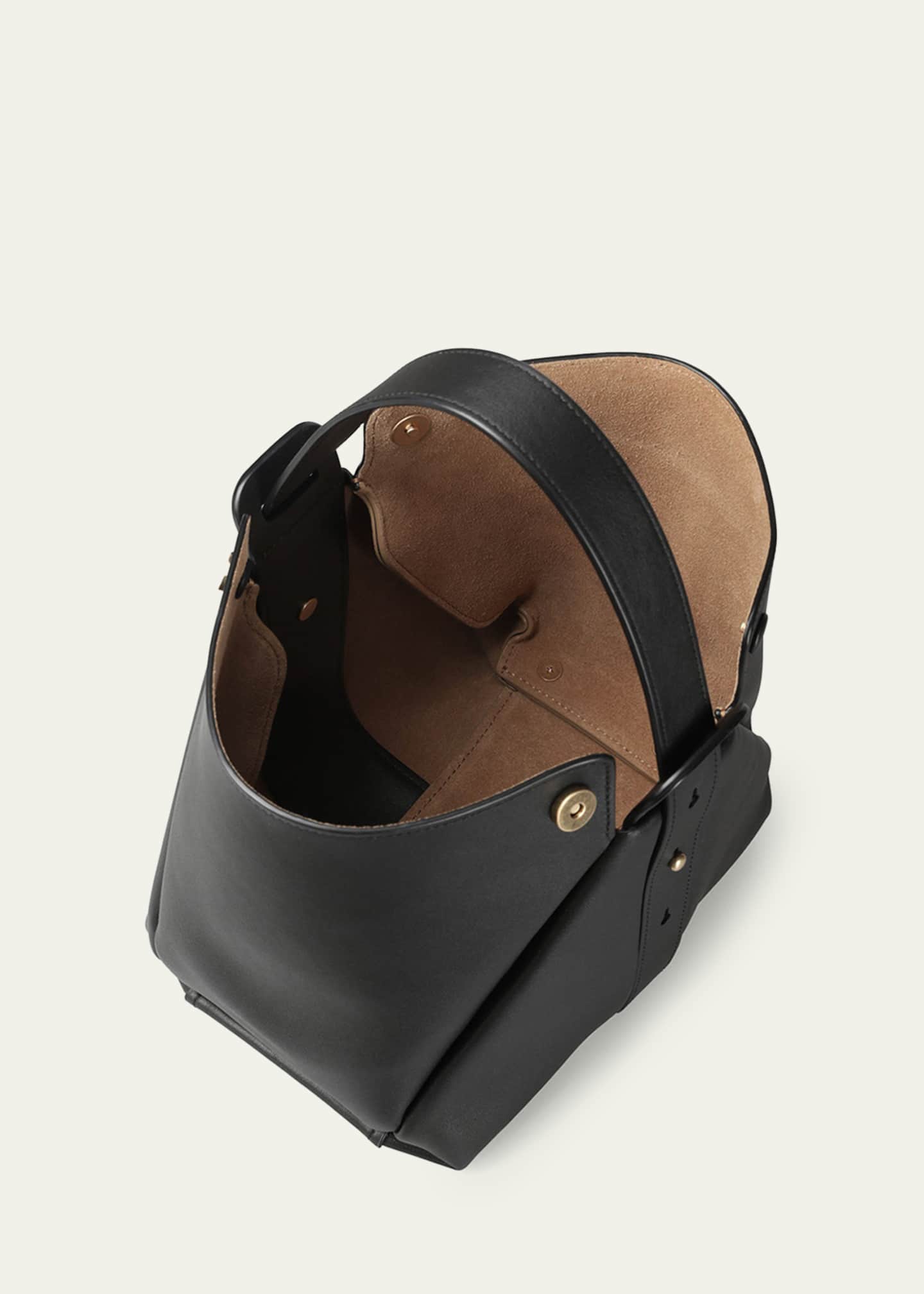 Advene The Age Leather Pouch Shoulder Bag Image 4 of 5