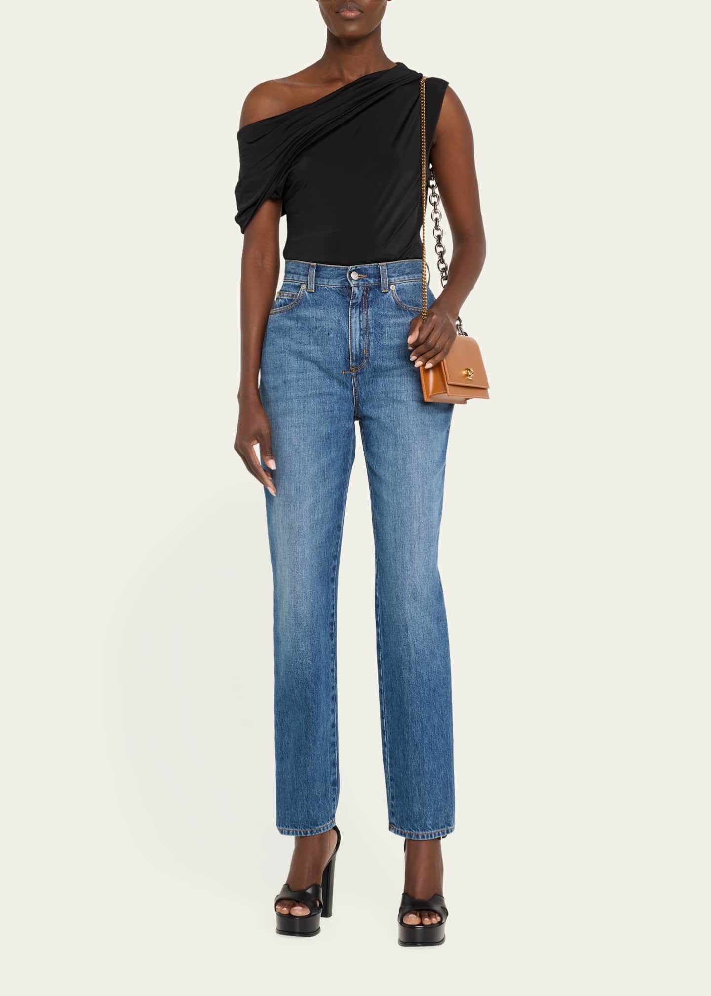 McQueen Small Skull Leather Crossbody Bag Image 5 of 5