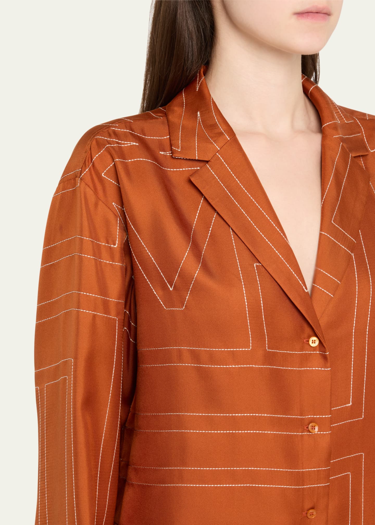 【toteme】モノグラム シルク パジャマ トップ Toteme Monogram Silk Pajama Top - Bergdorf Goodman