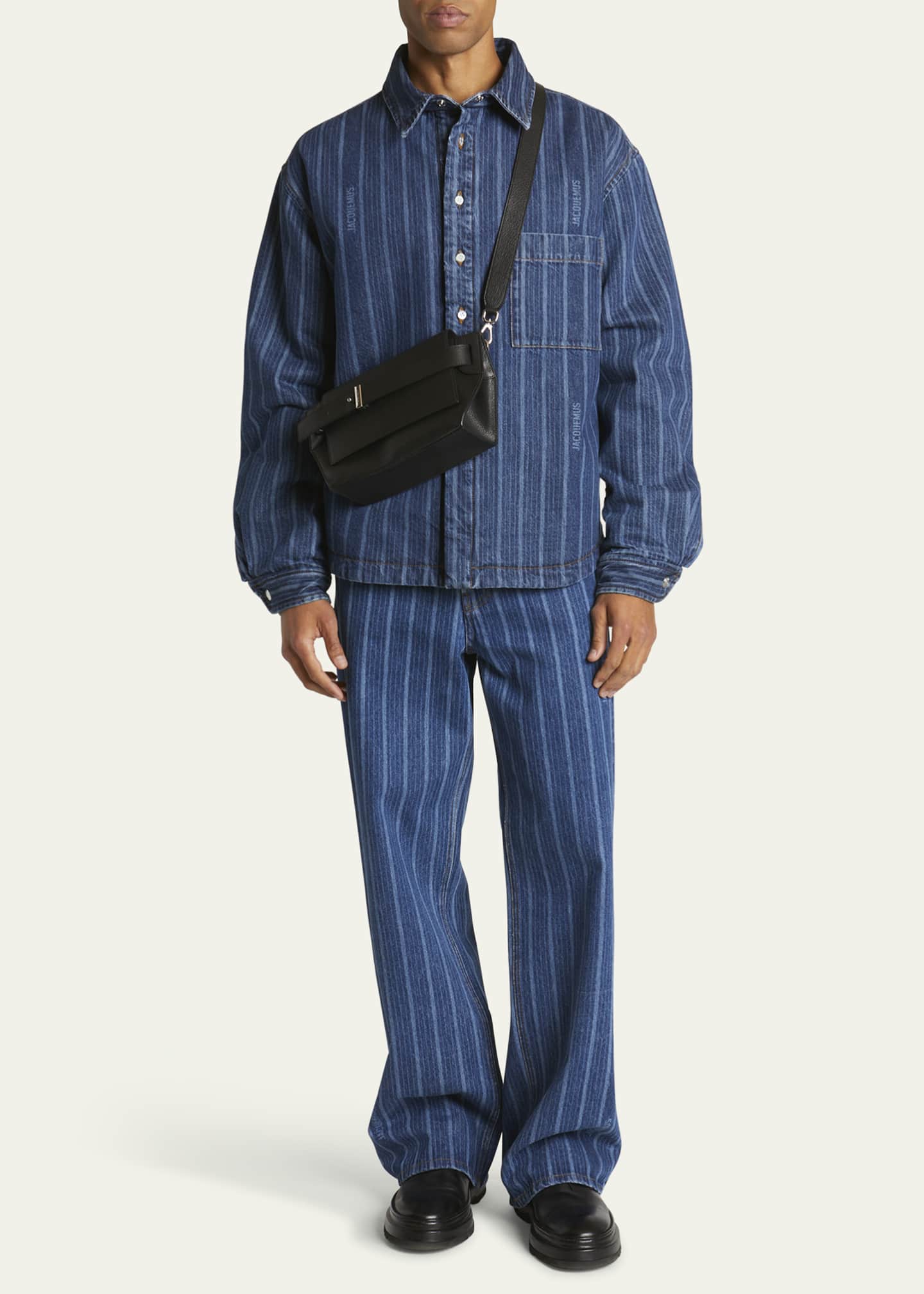 Jacquemus Men's Le Messenger Capri Crossbody Bag Image 5 of 5