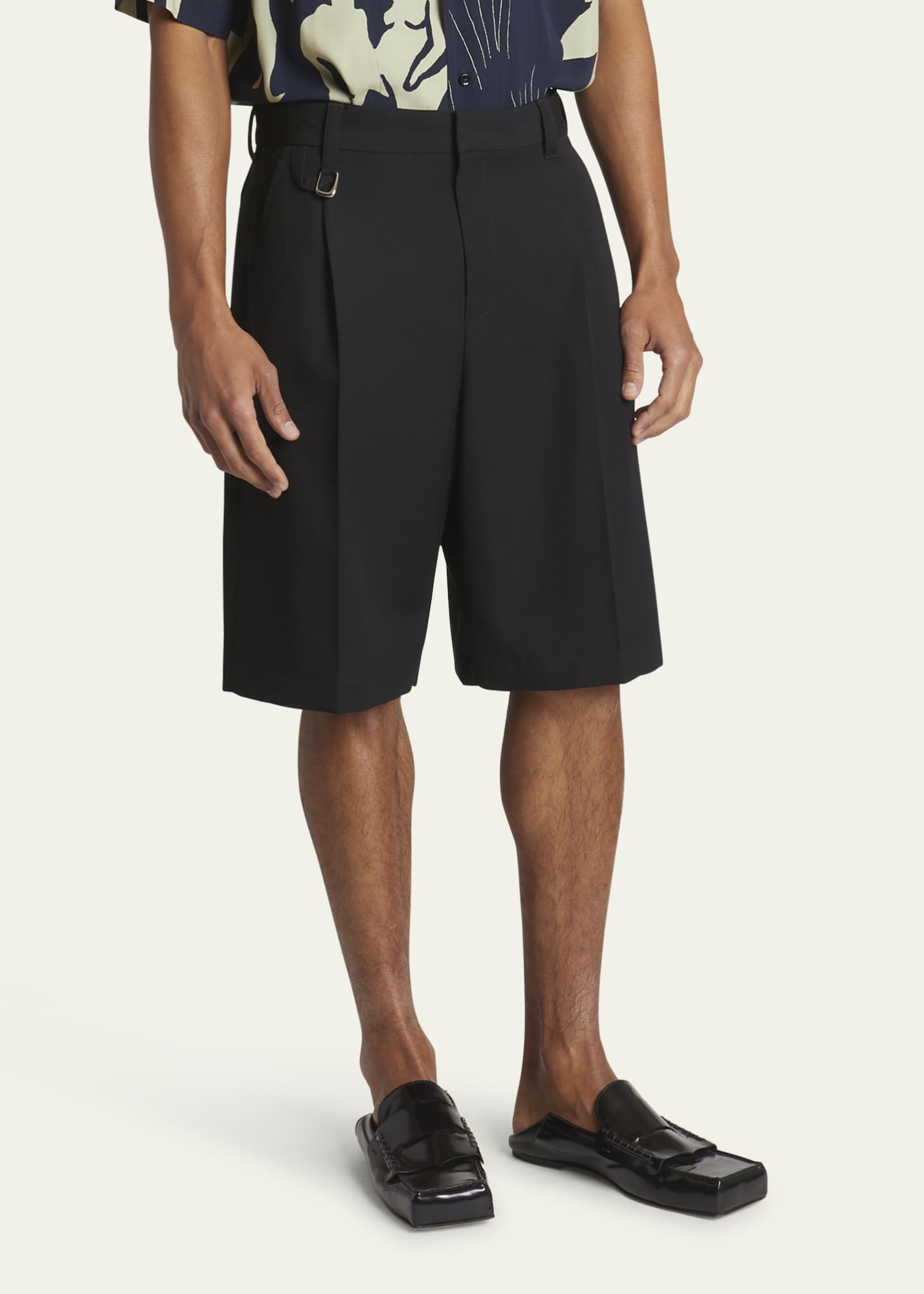 Jacquemus Men's Melo Tailored Bermuda Shorts Image 4 of 5