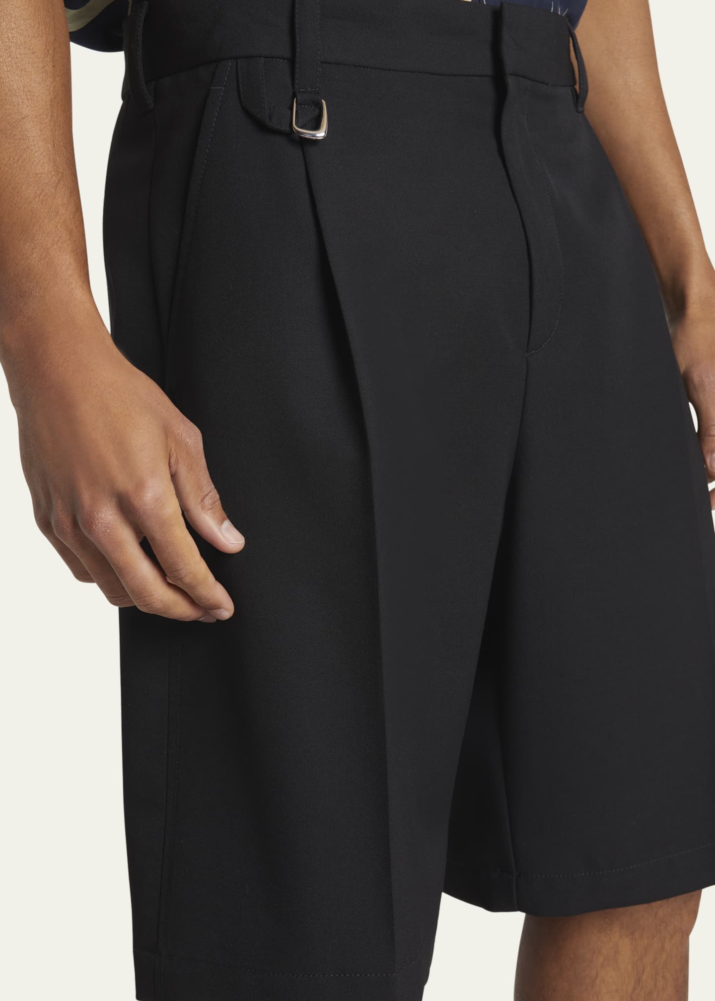Jacquemus Men's Melo Tailored Bermuda Shorts Image 5 of 5