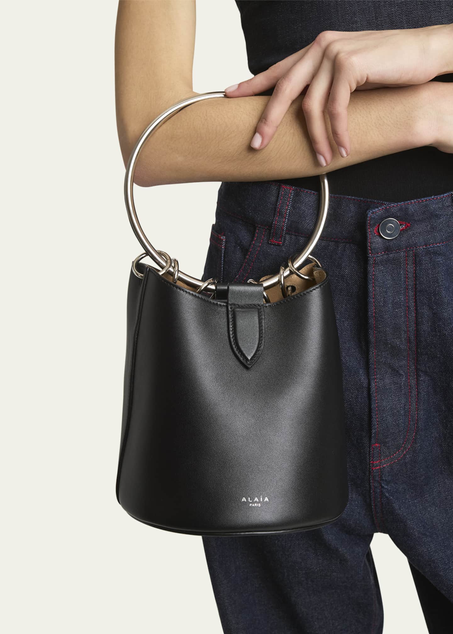 ALAIA Medium Ring Bucket Bag in Leather Image 2 of 5