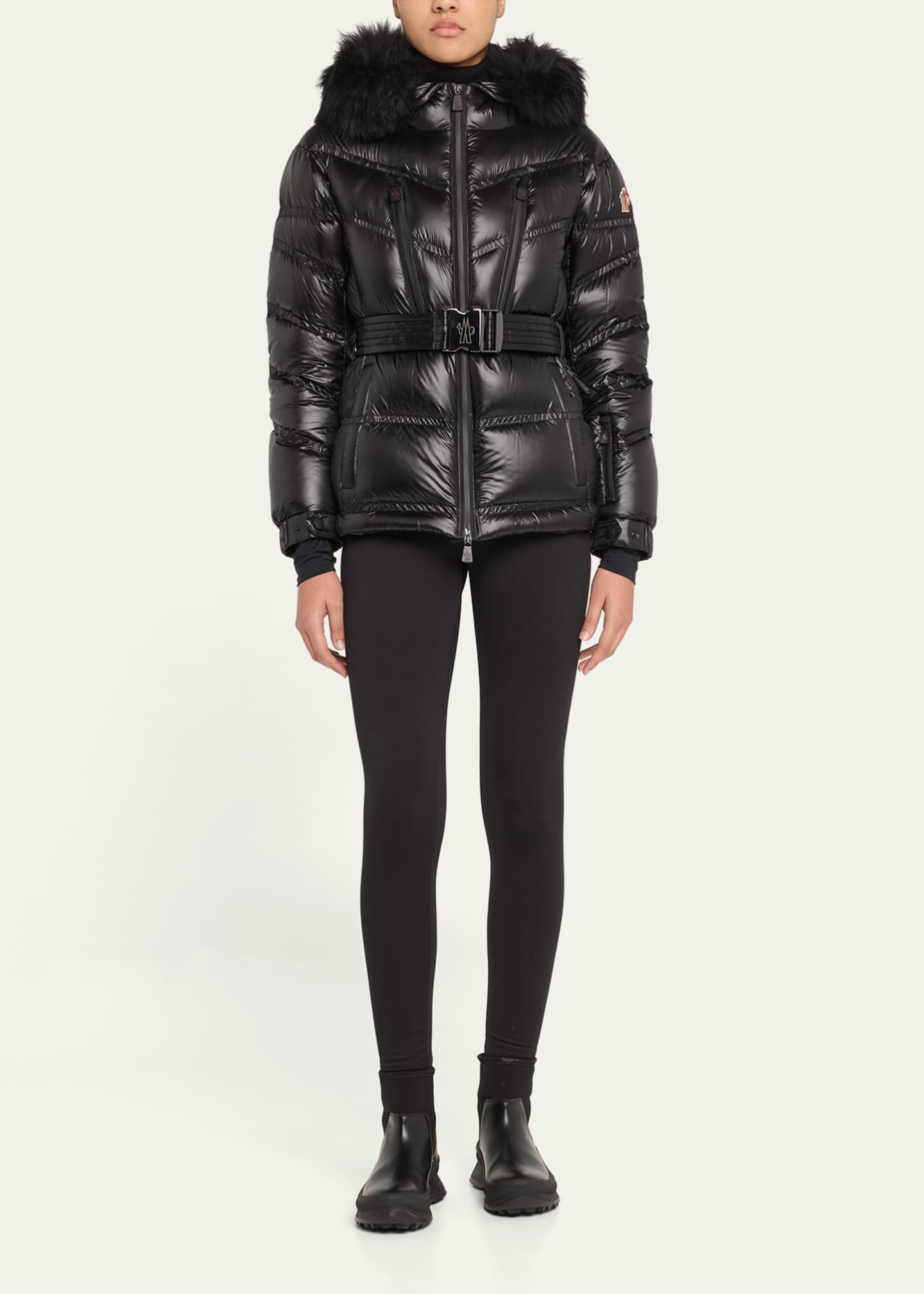 【MONCLER】Bernisダウンスキージャケット Moncler Bernis Down Ski Jacket with Detachable Shearling