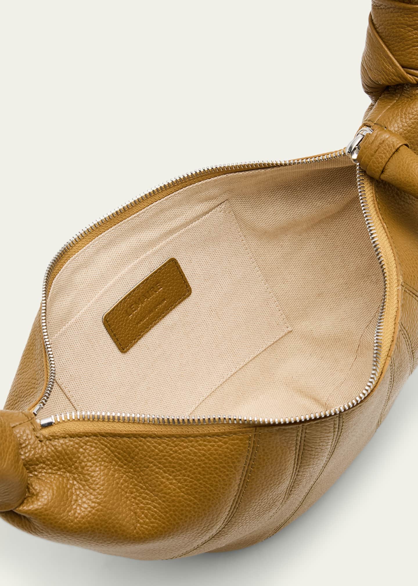 Croissant ショルダーバッグ Small Black Small Croissant Bag | LEMAIRE