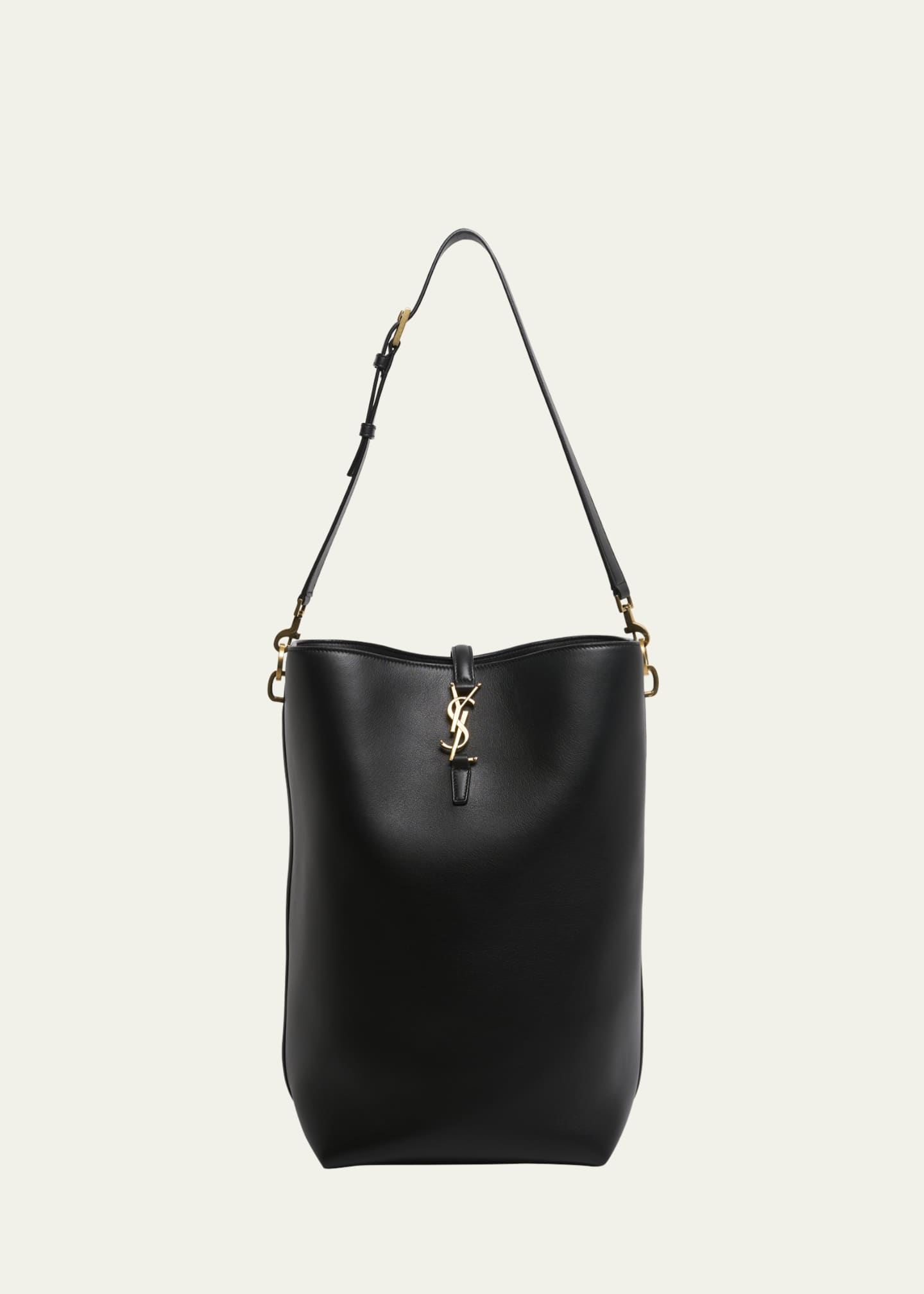【関税&送料込】Saint Laurent Black Leather Le 37 Bucket Bag Saint Laurent Le 37 YSL Bucket Bag in Calfskin Leather