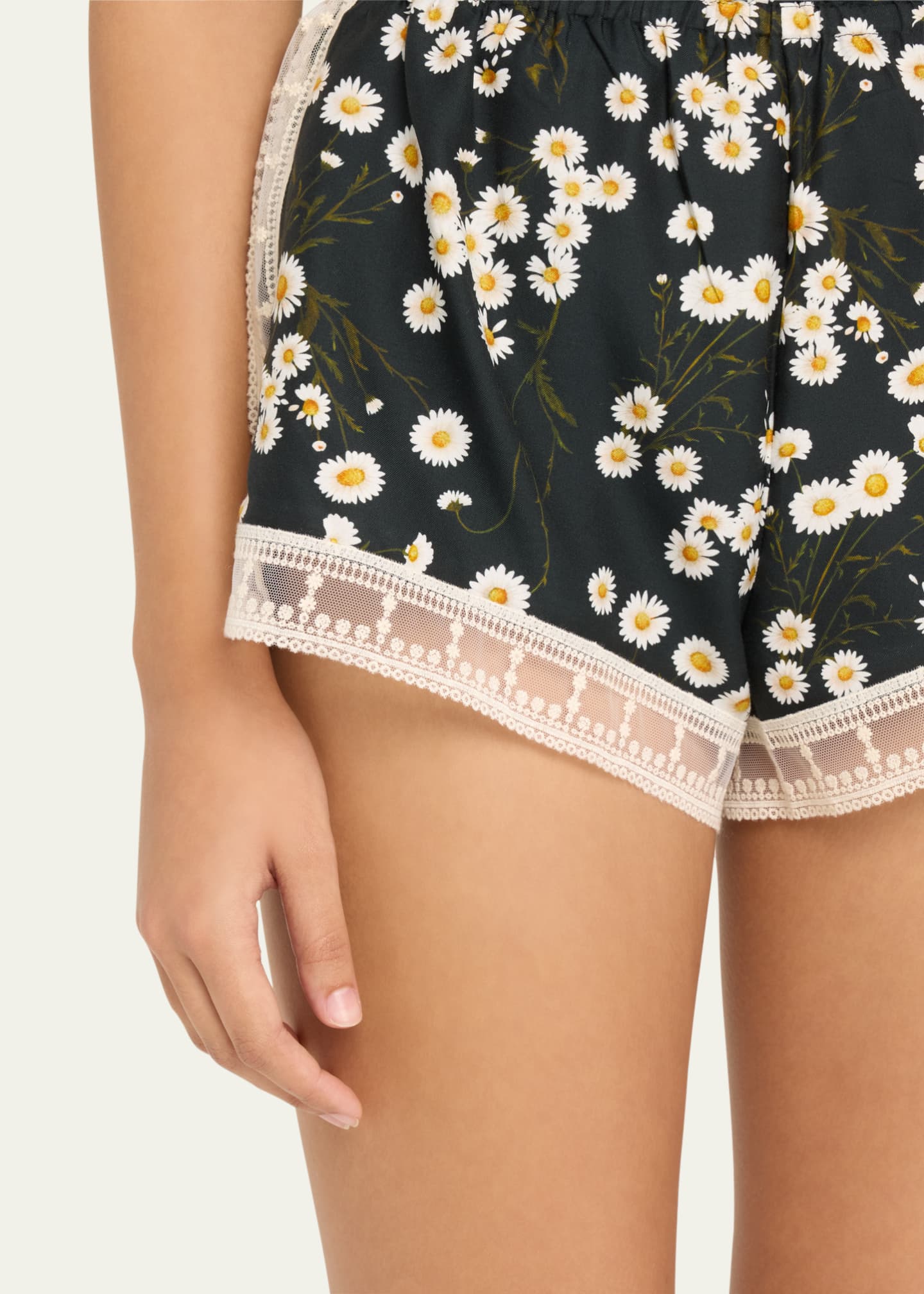 Eres Moi Floral-Print Twill Shorts Image 5 of 5