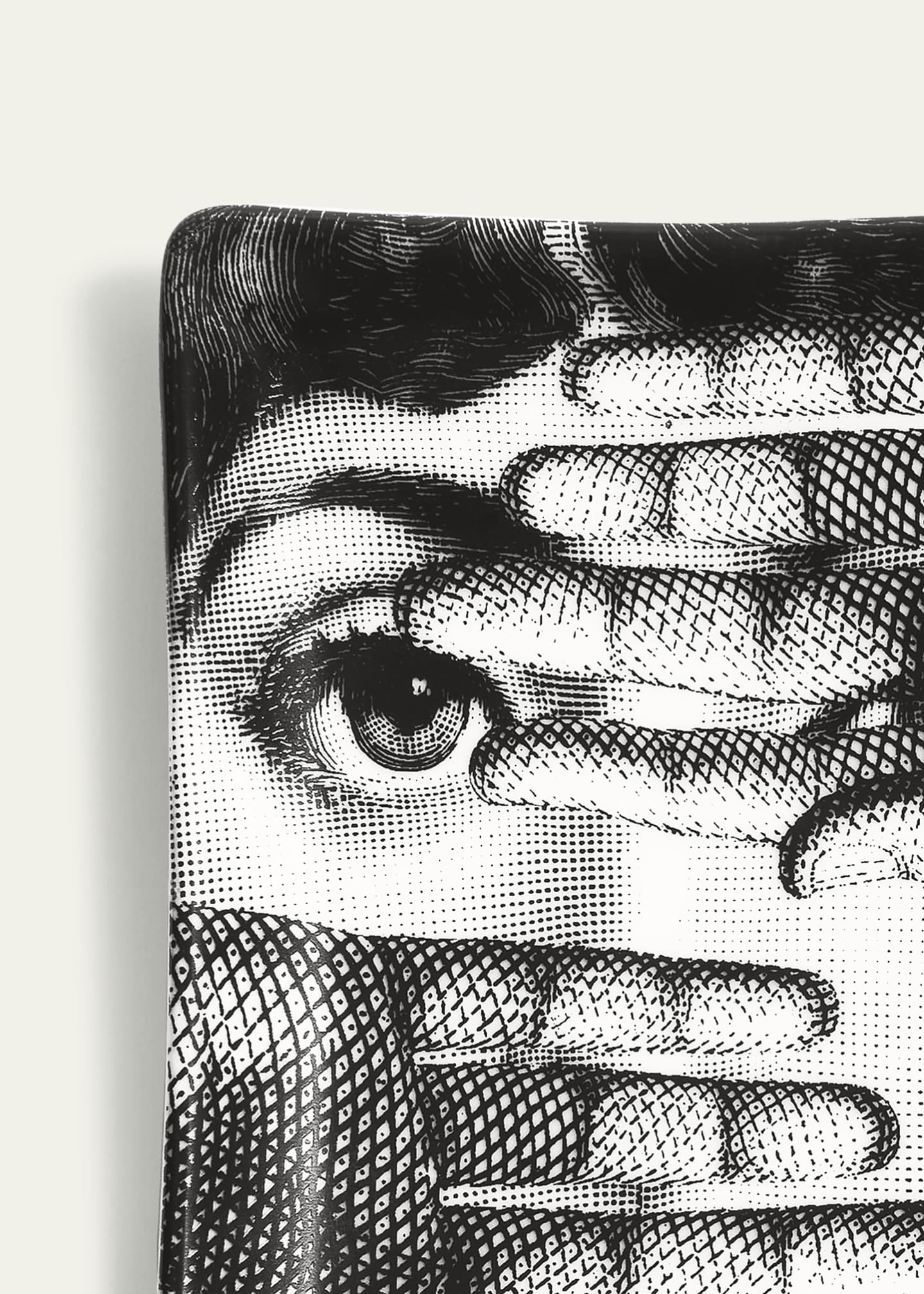 Fornasetti Tema e Variazioni N.154 Ashtray Image 4 of 4