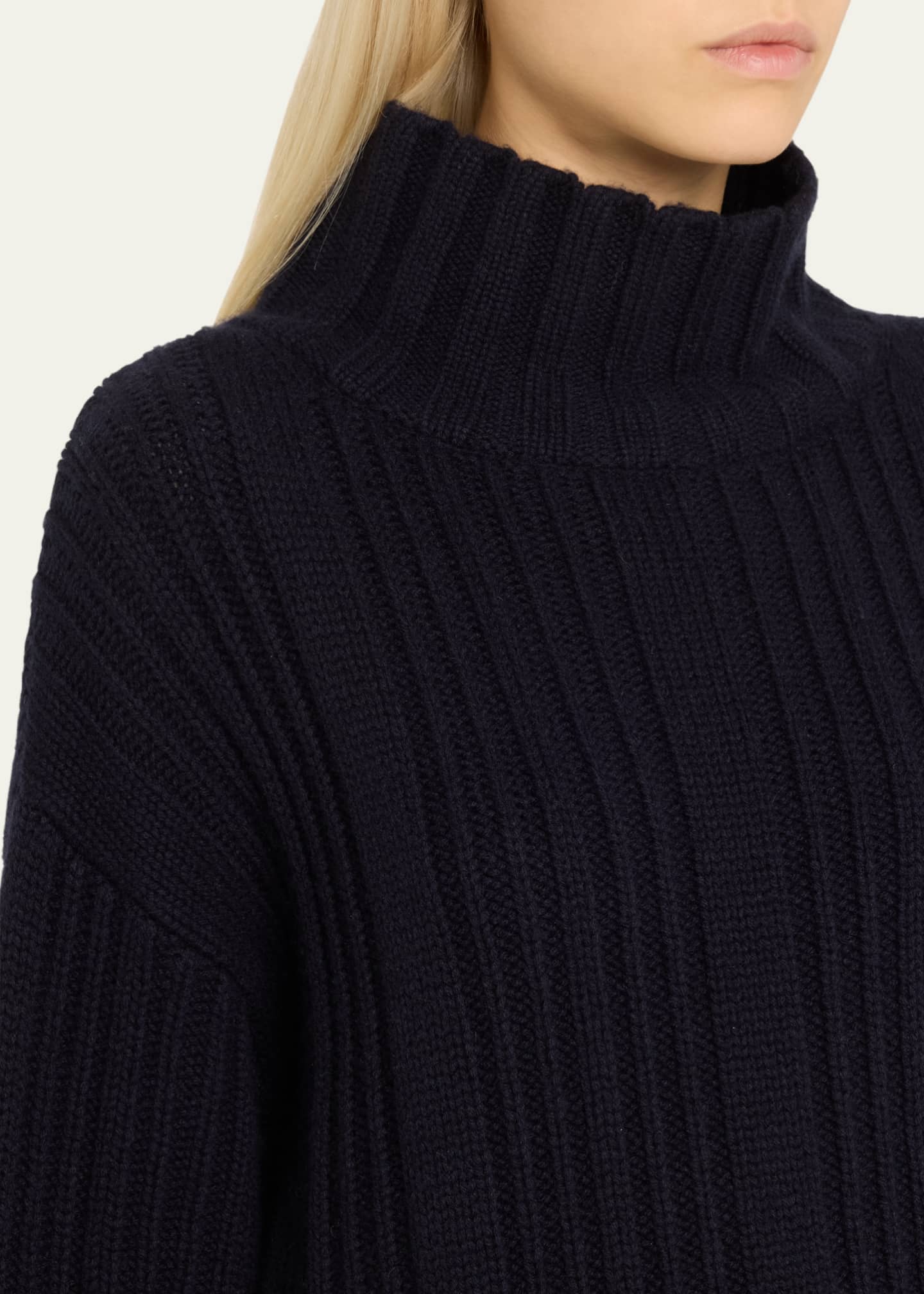 MAX MARA 25S TURTLENECK SWEATER 116