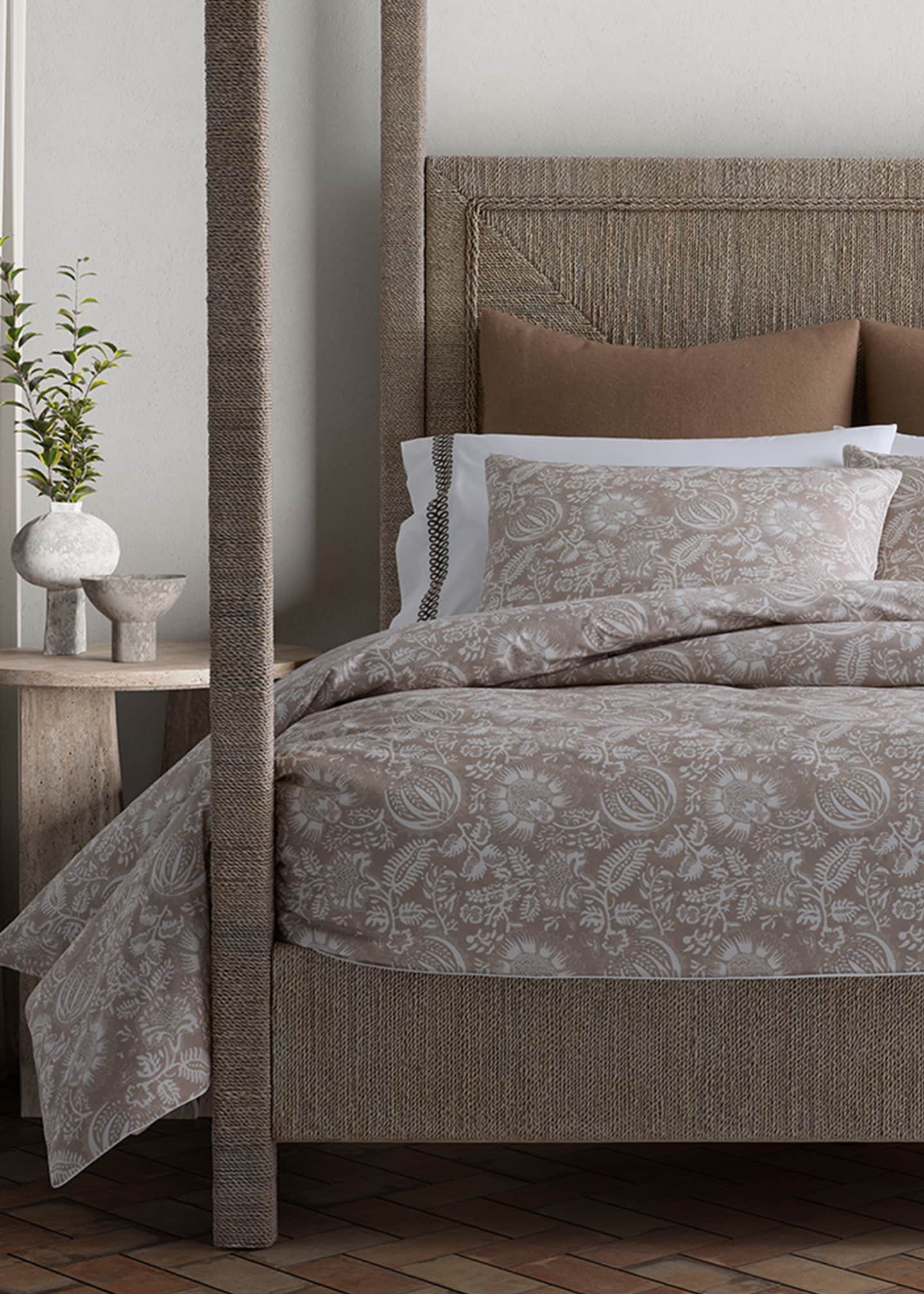 Matouk Schumacher Granada California King Fitted Sheet Bergdorf Goodman